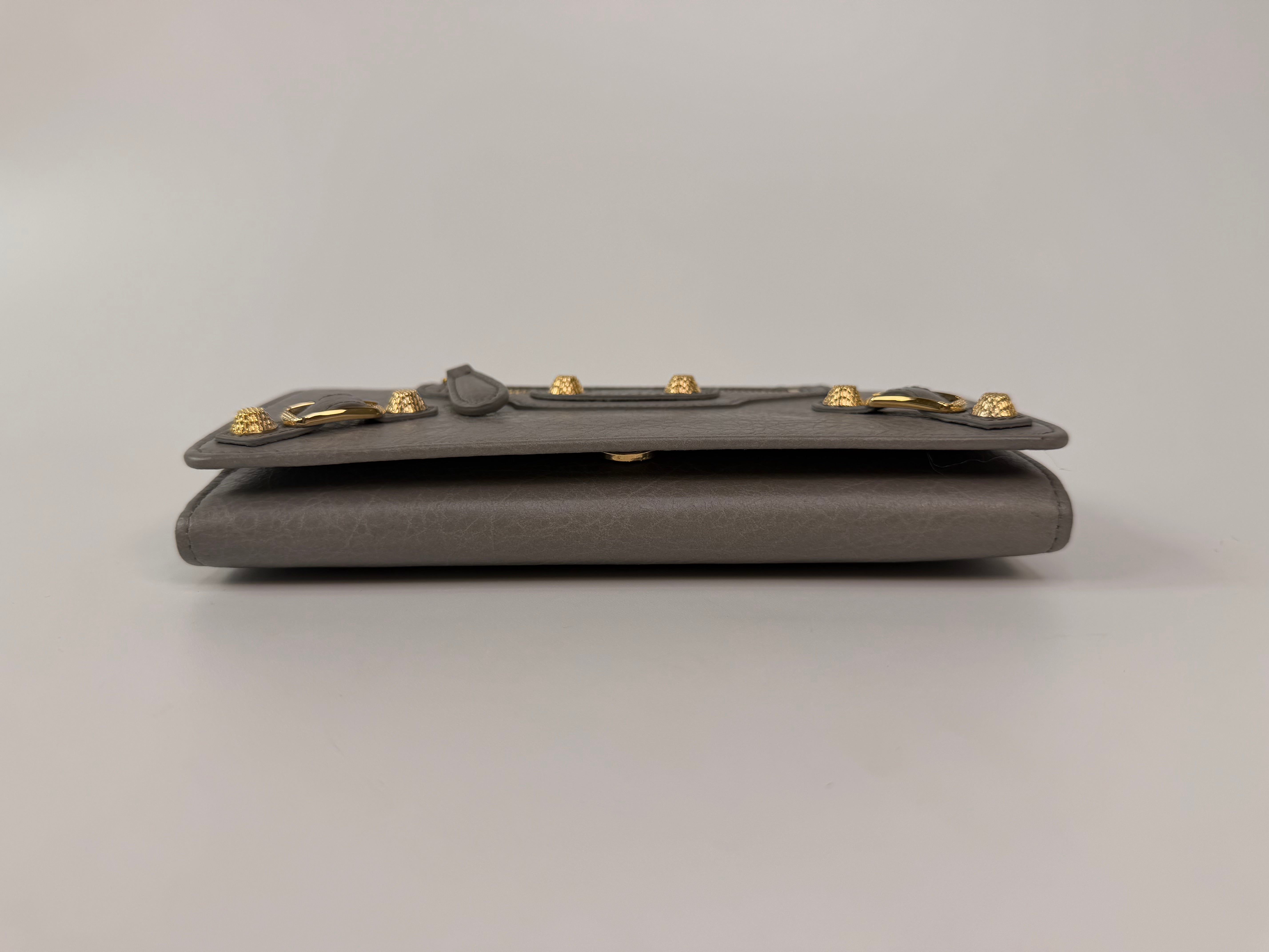 Balenciaga Le City Money Long Wallet In Grey Lambskin Gold Hardware. Authentic and preloved in excellent condition. 100% guarantee