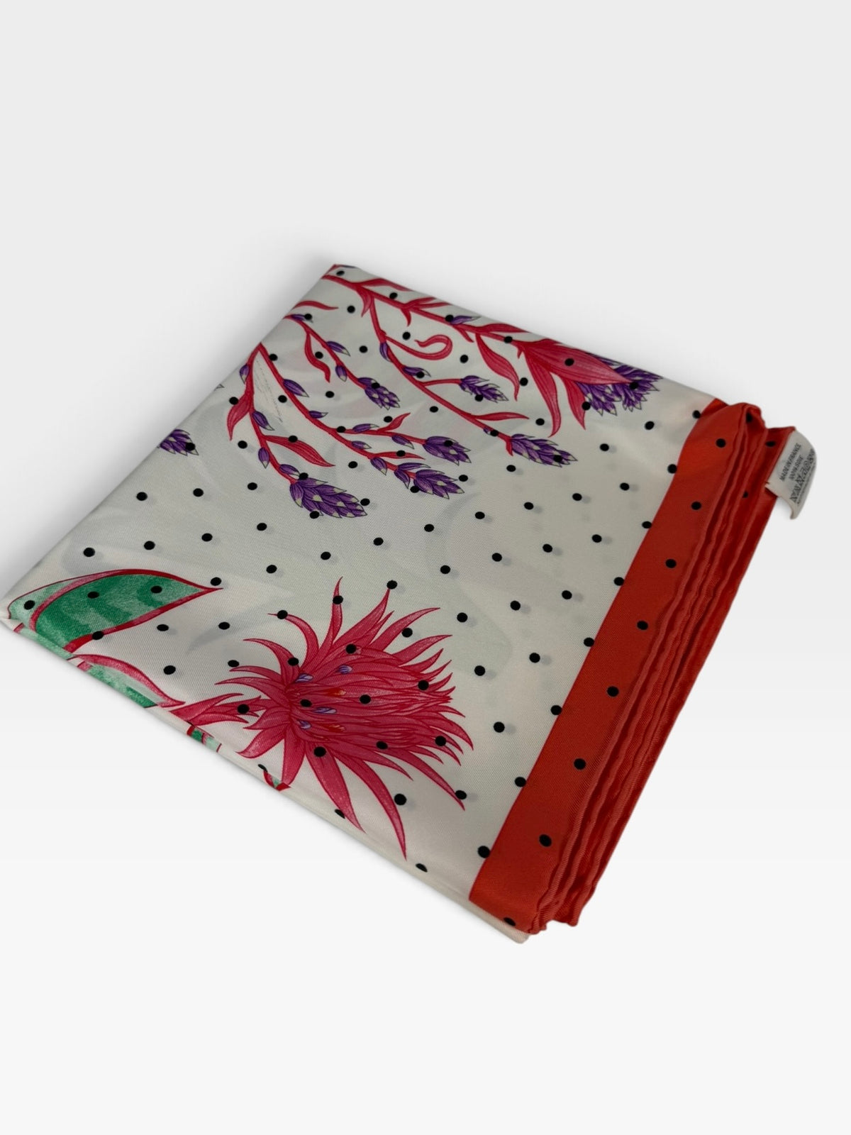 Hermès Scarf In Polka Dot Silk 100% authentic and preloved in excellent condition