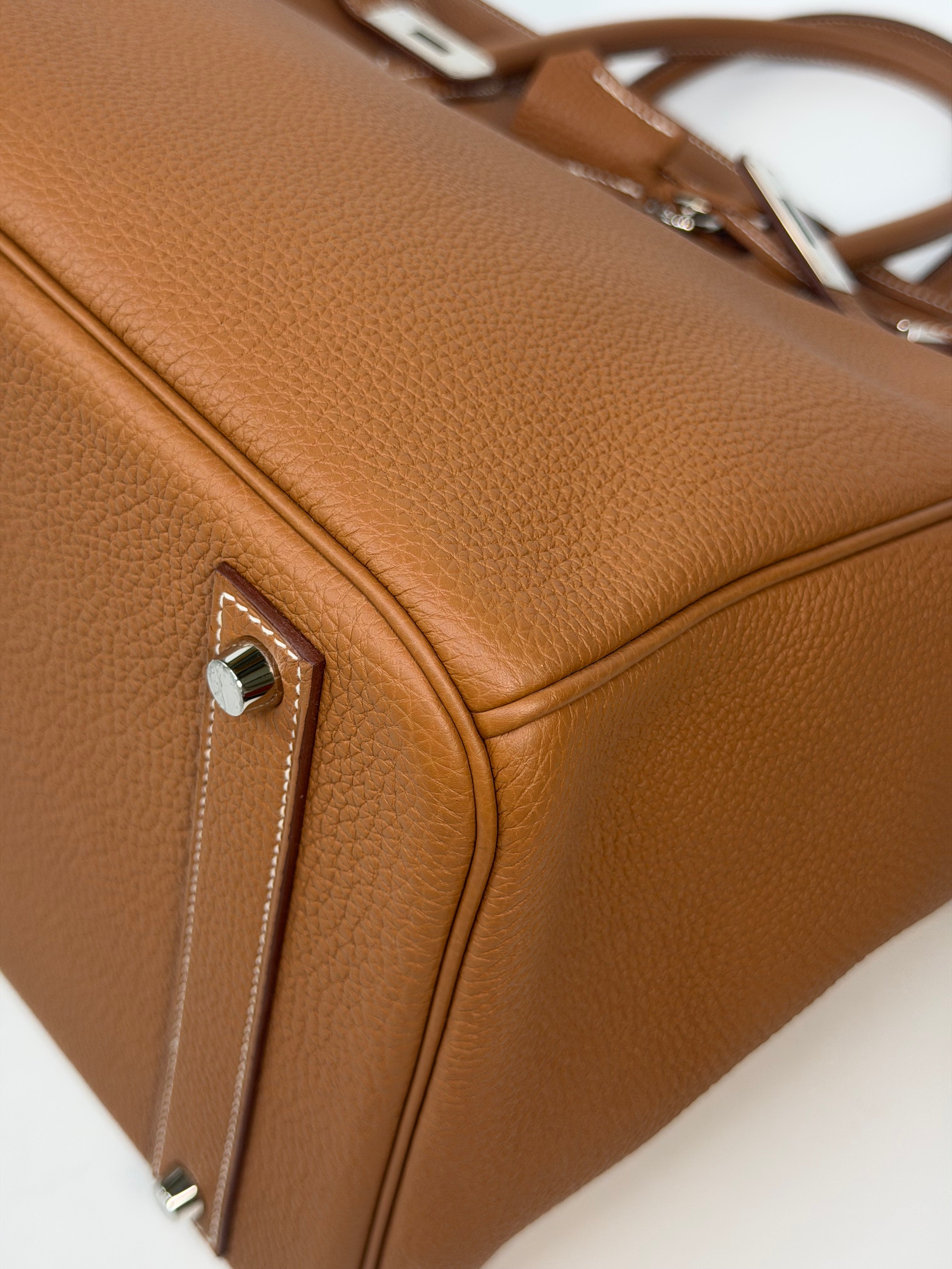 *Rare Find* Hermès Birkin 40 In Gold Togo Leather With Palladium Hardware. Authentic and preloved in excellent condition. 100% guarantee