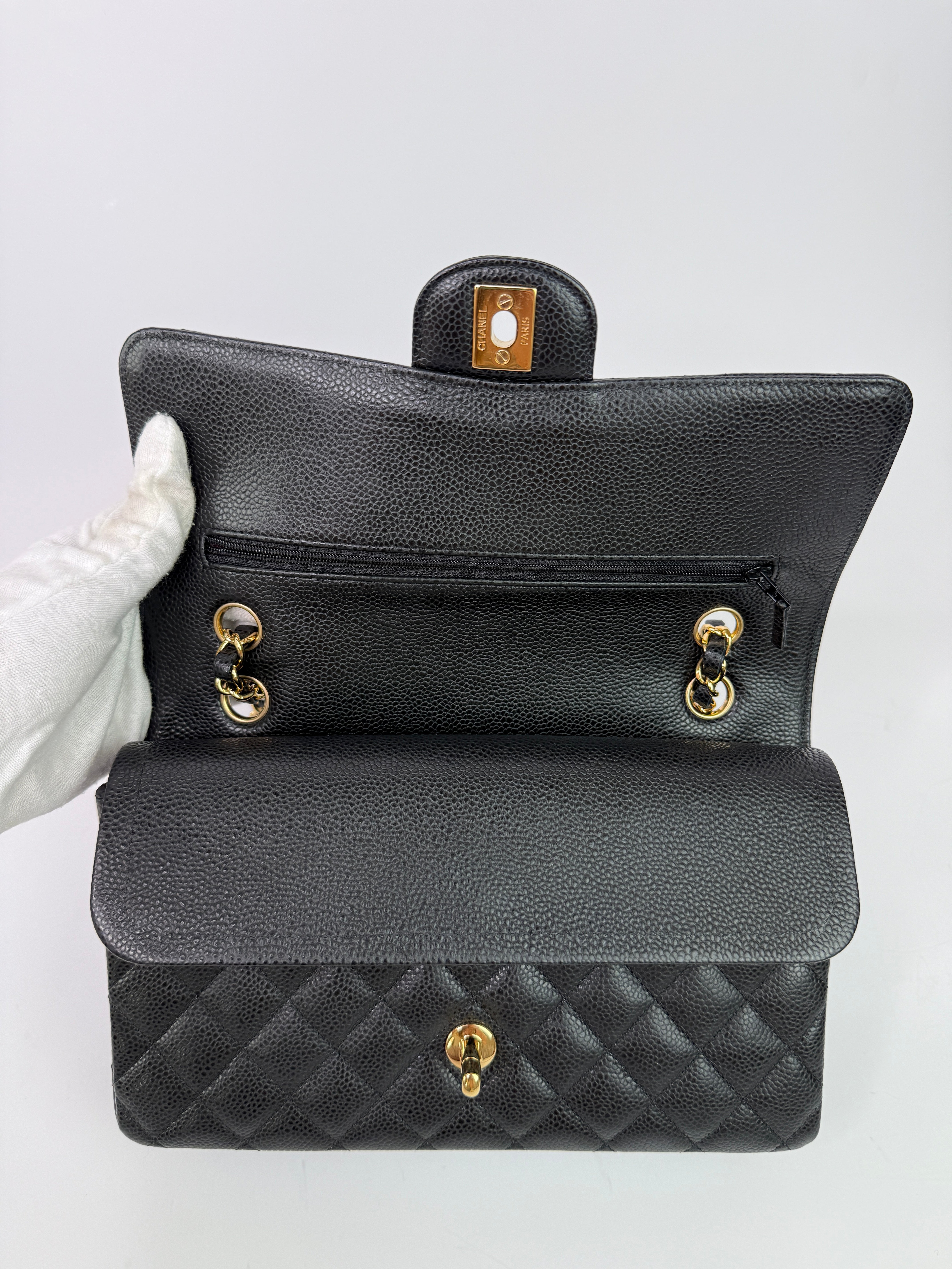 Chanel Medium Classic Double Flap Black Caviar With GHW