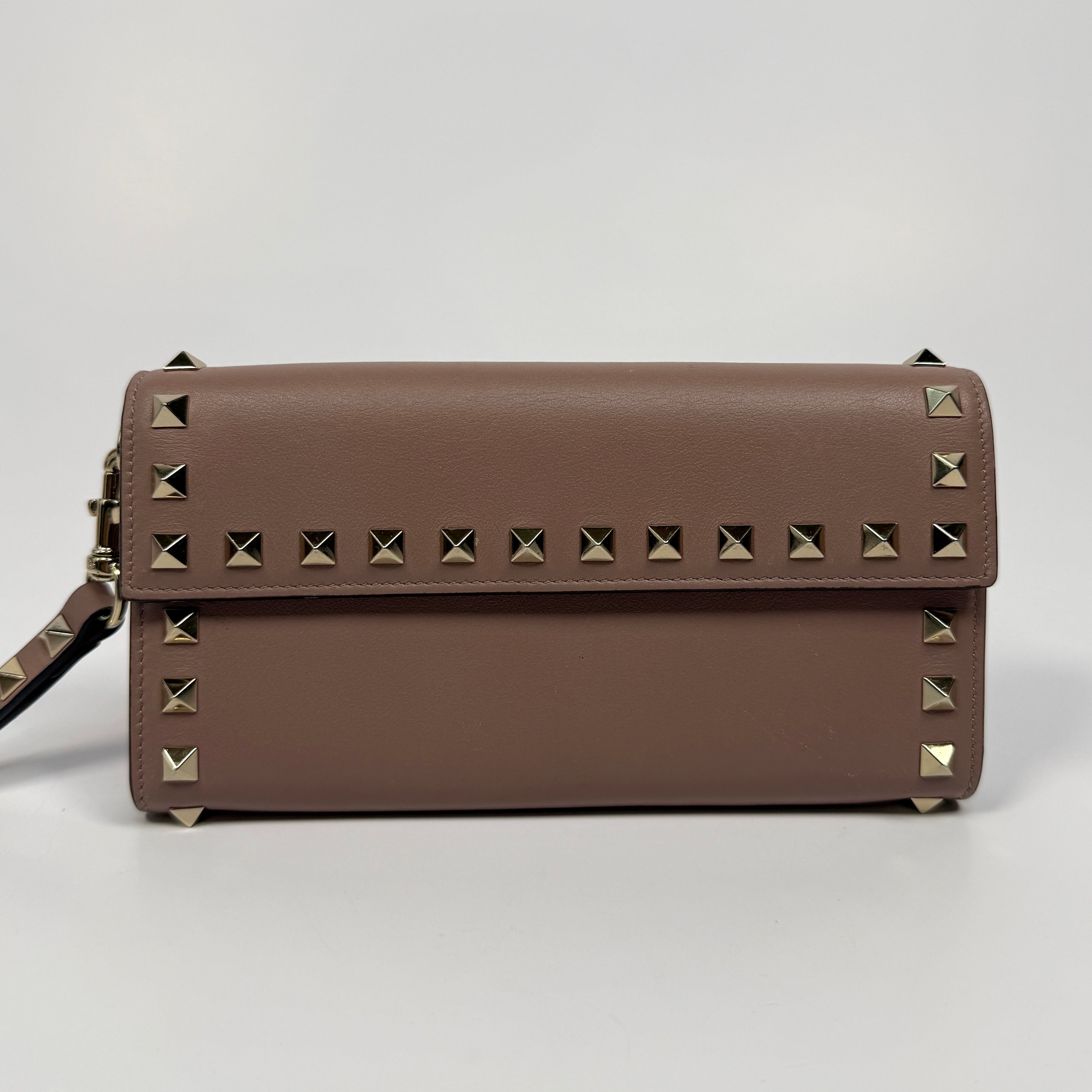 Valentino Garavani Poudre Rockstud Long Wallet