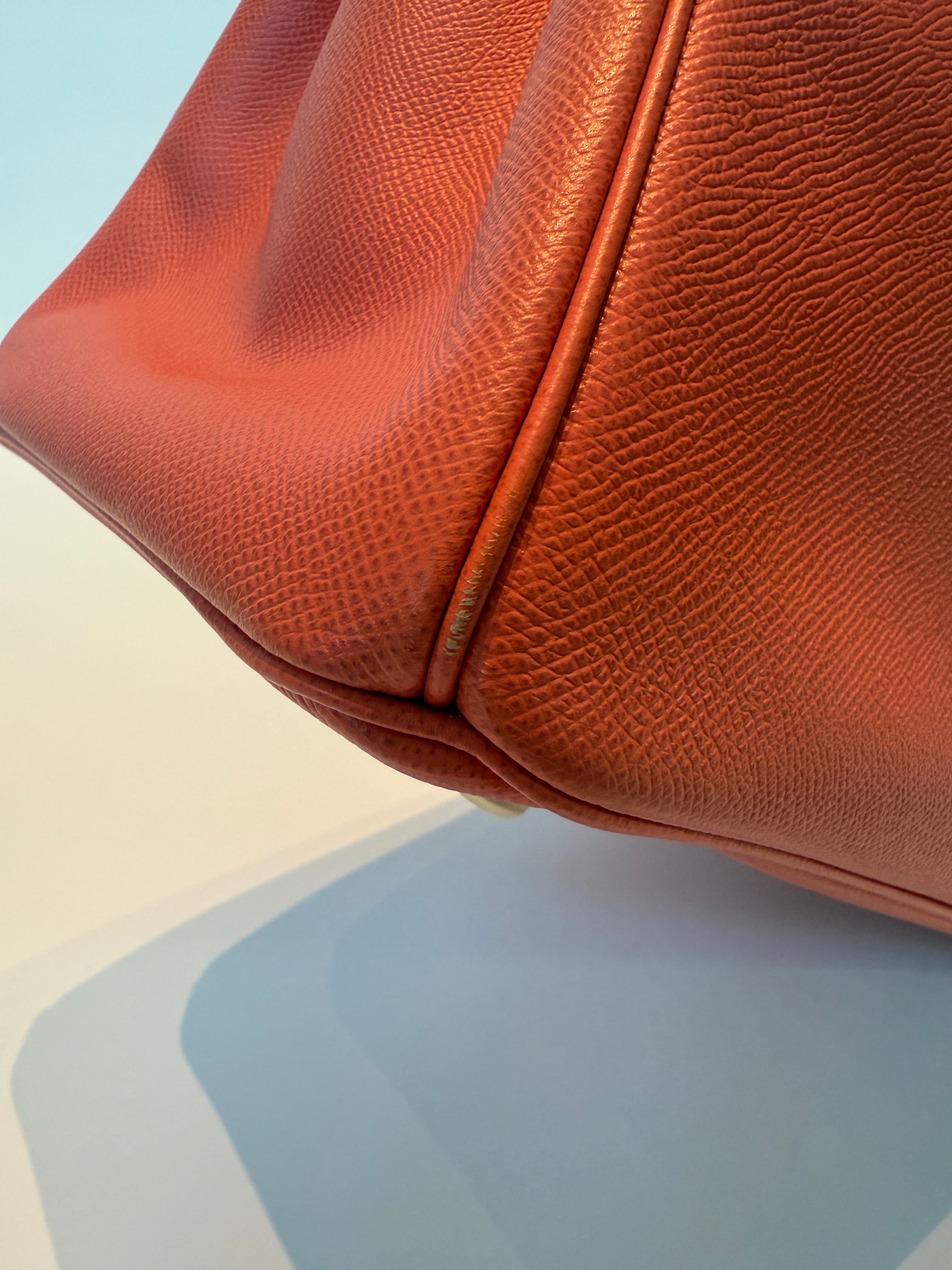 Hermès Birkin 35 Flamingo Pink Epsom Leather With Gold Hardware
Pre Loved & Authentic