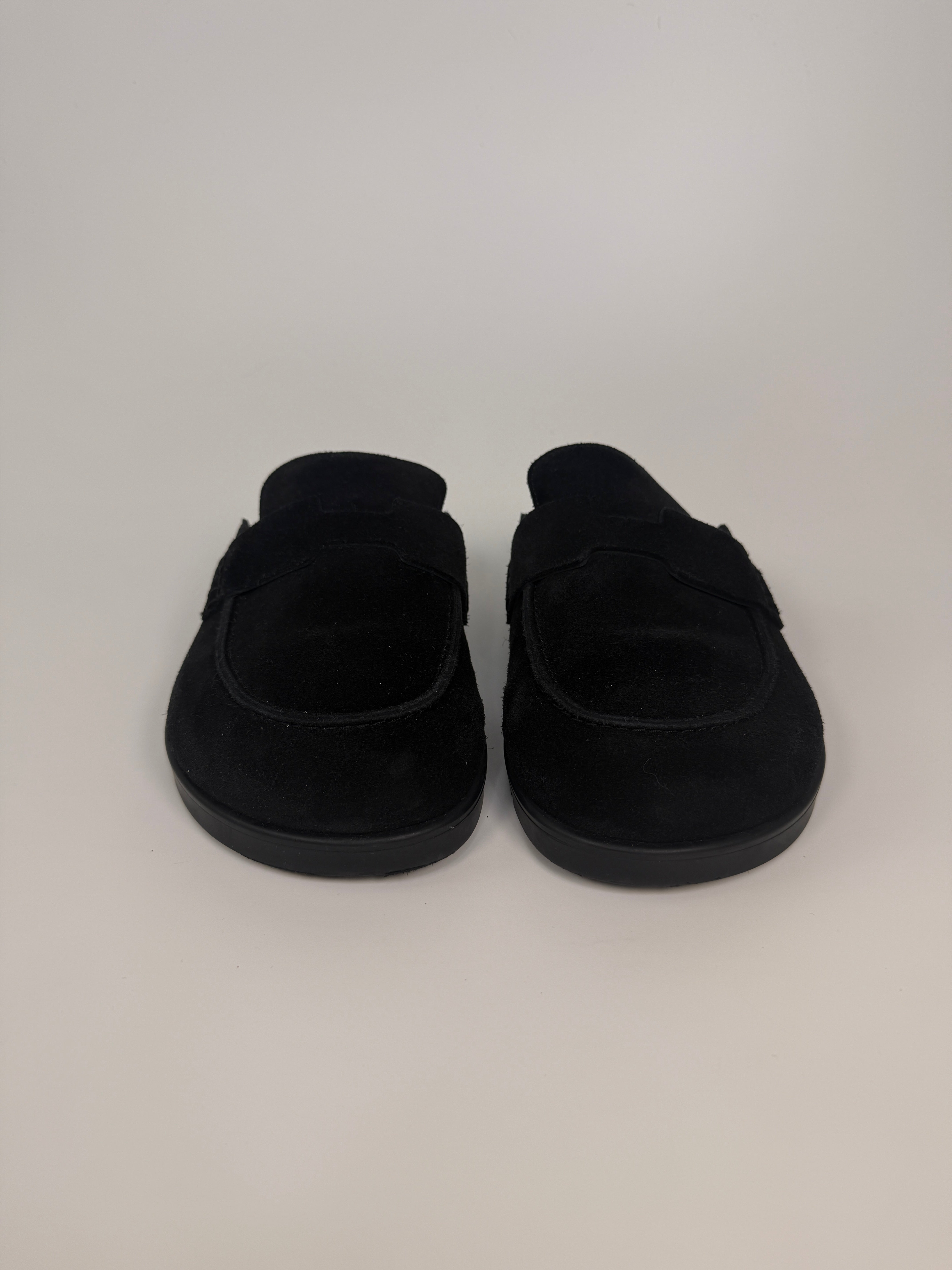 Hermès Go Mules In Black (EU38/ UK5)