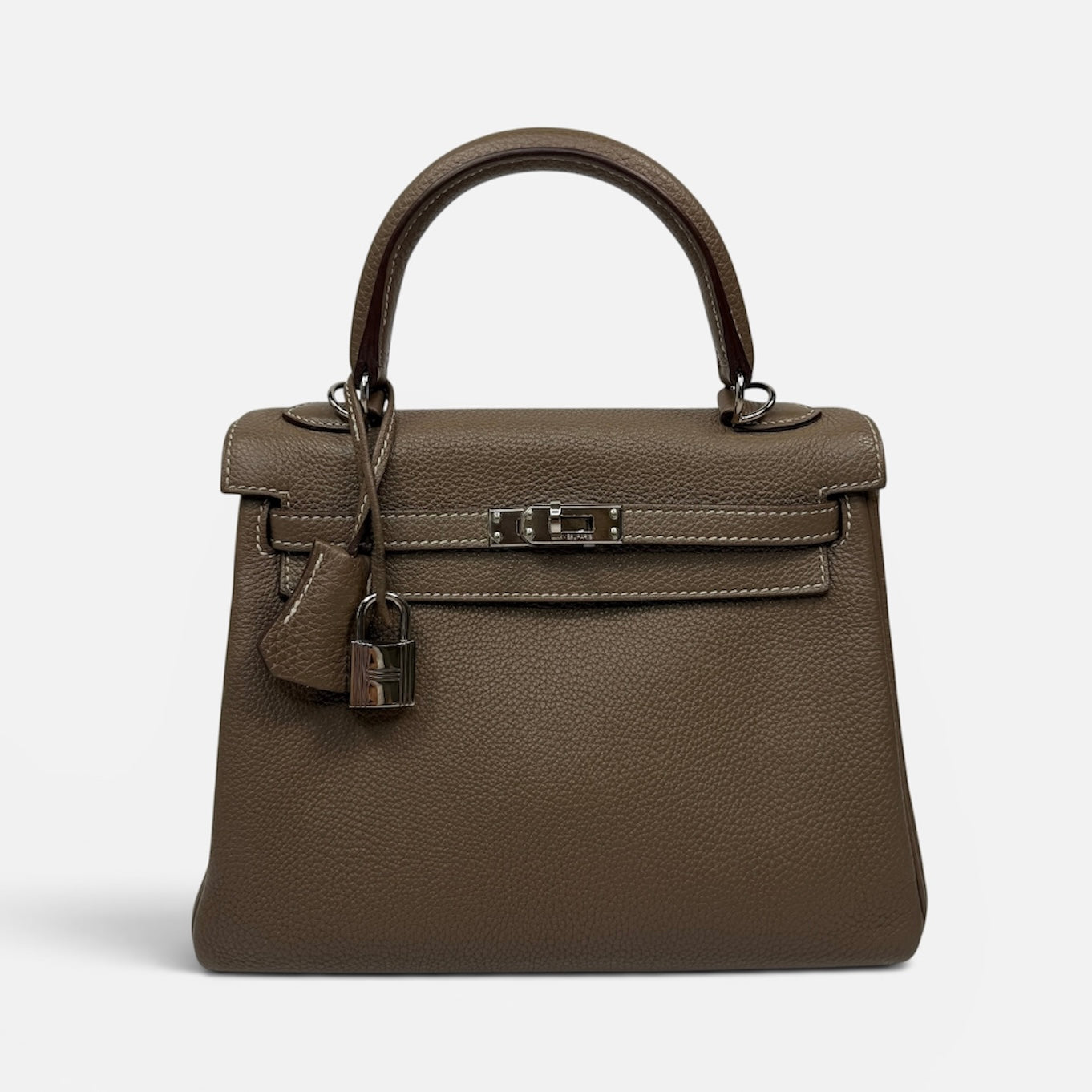 Hermès Kelly 25 In Etoupe Togo Leather With Palladium Hardware