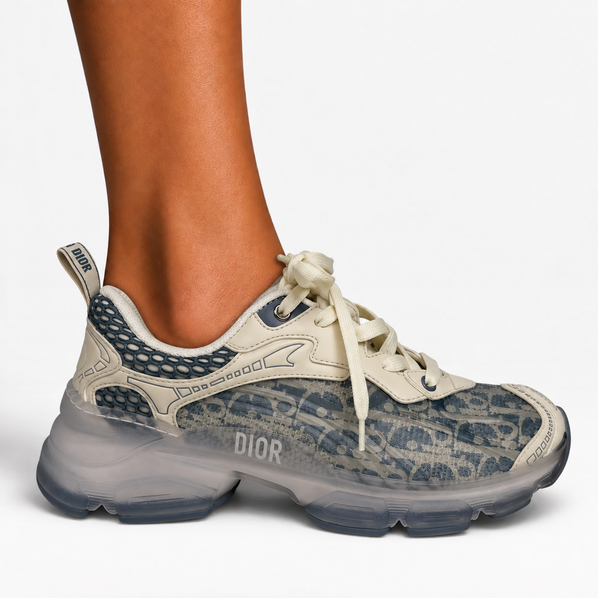 Christian Dior Vibe Sneakers In White & Chambray Blue Oblique (Size 36.5/UK3.5) 100% authentic and preloved in excellent condition