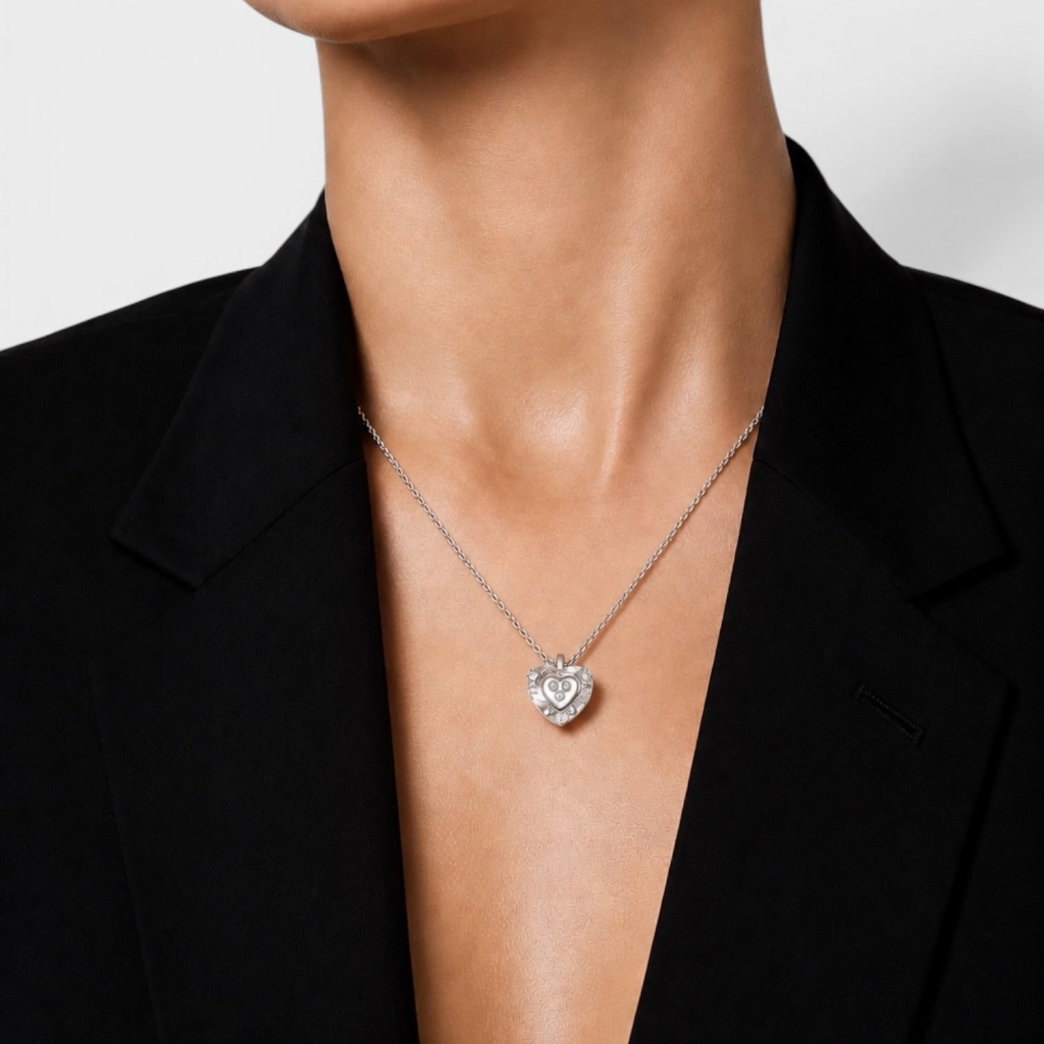 Chopard 18kt Happy Diamonds White Gold Diamond Necklace