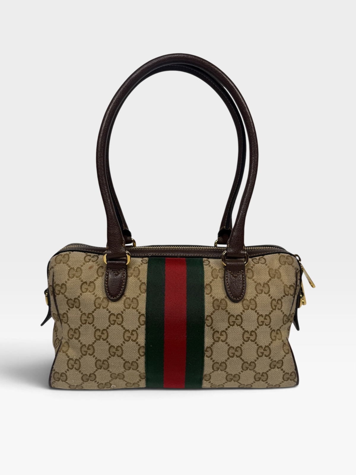 Gucci Horsebit Shoulder Bag In Beige Canvas With Gold Hardware. 100% authentic and pre loved in excellent condition.