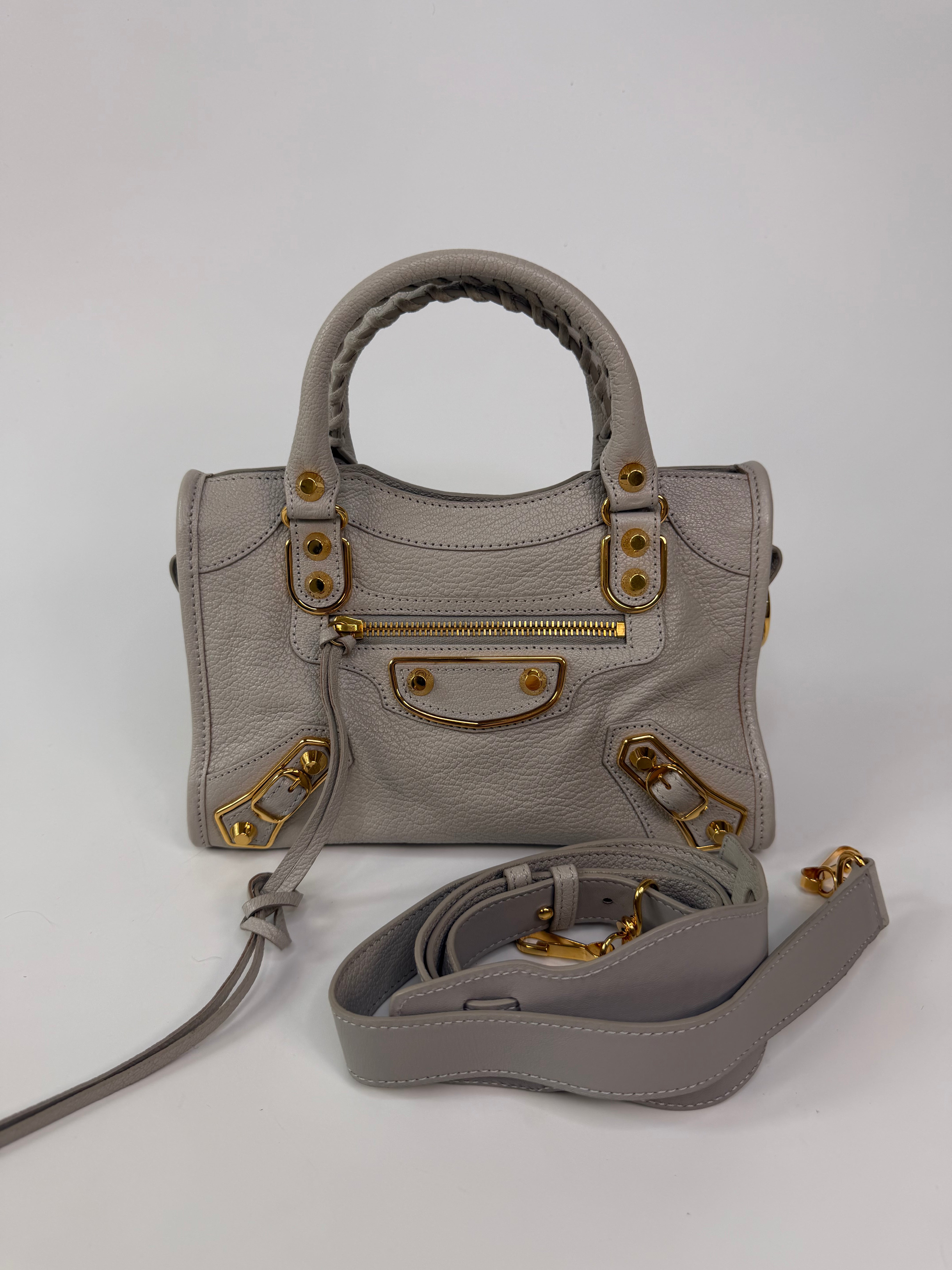 Balenciaga Le City Mini Bag In Grey Lambskin With Gold Hardware. 100% authentic and preloved in excellent condition