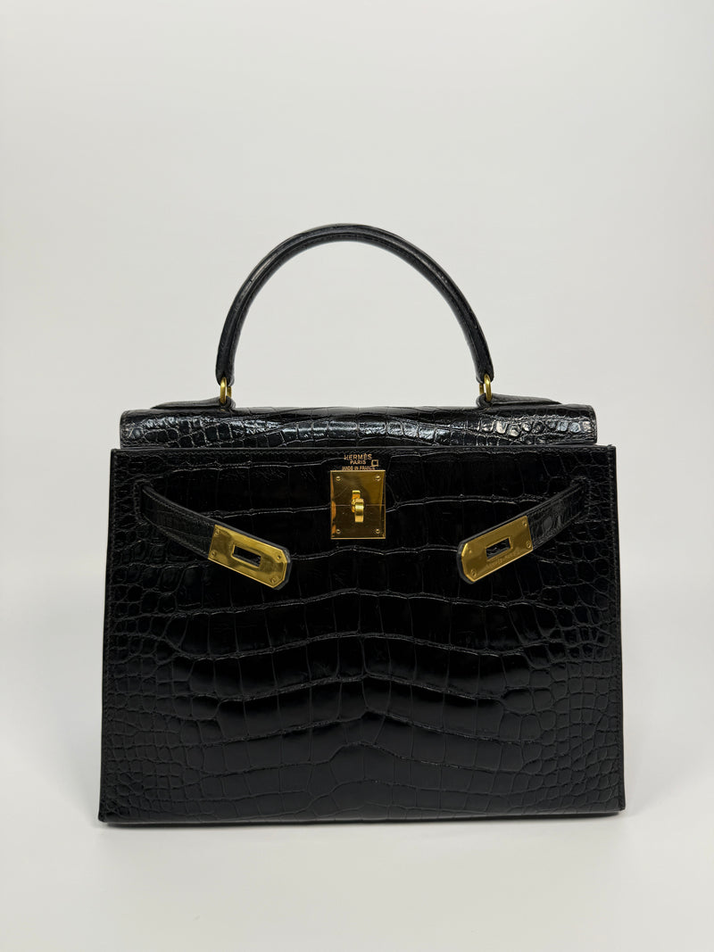 Hermès Vintage Kelly 28 In Shiny Black Crocodile With GHW