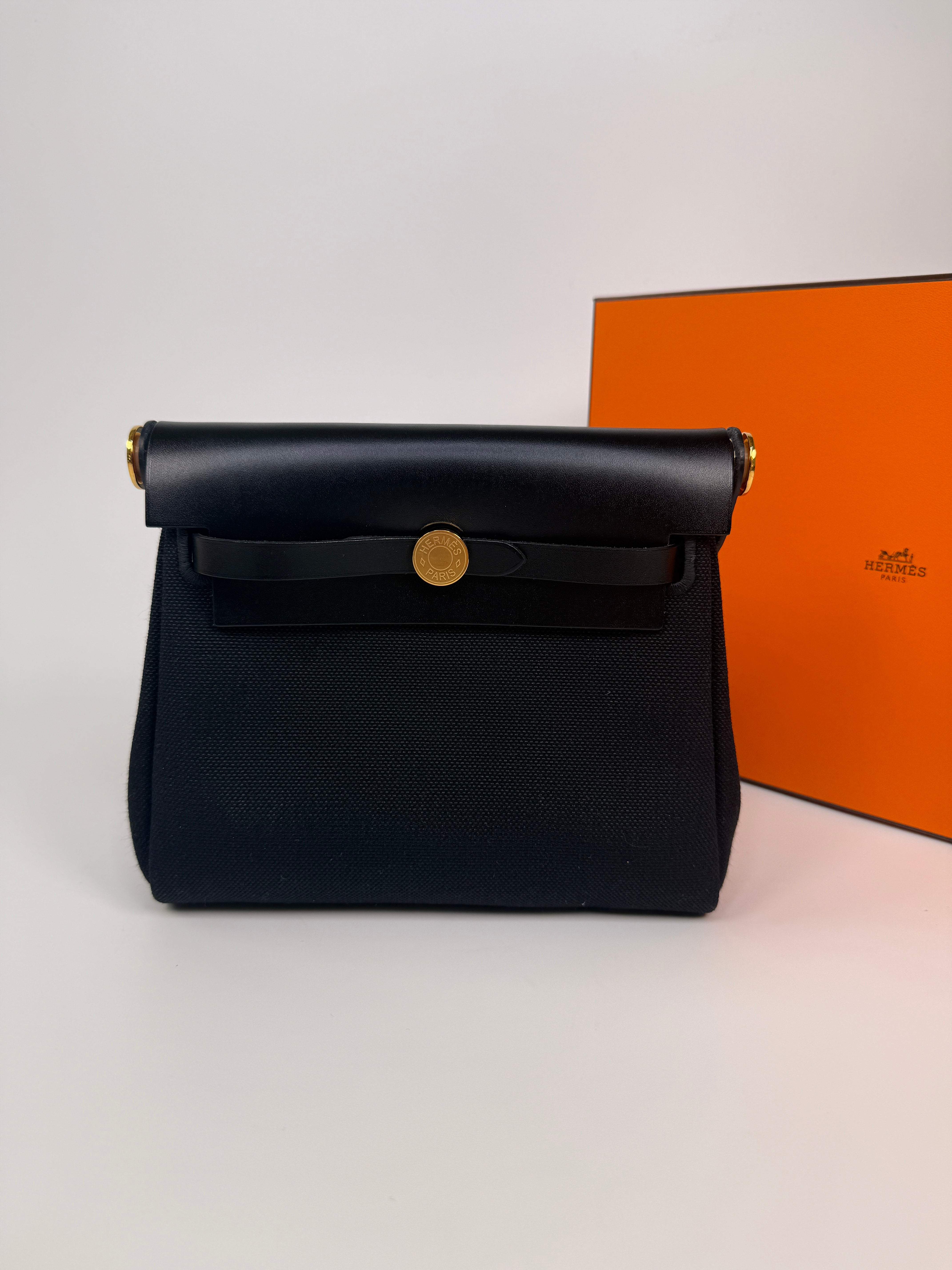 Box Fresh Hermès Herbag Zip 20 Retourne Toile Militaire Vache Hunter Noir With Gold Hardware