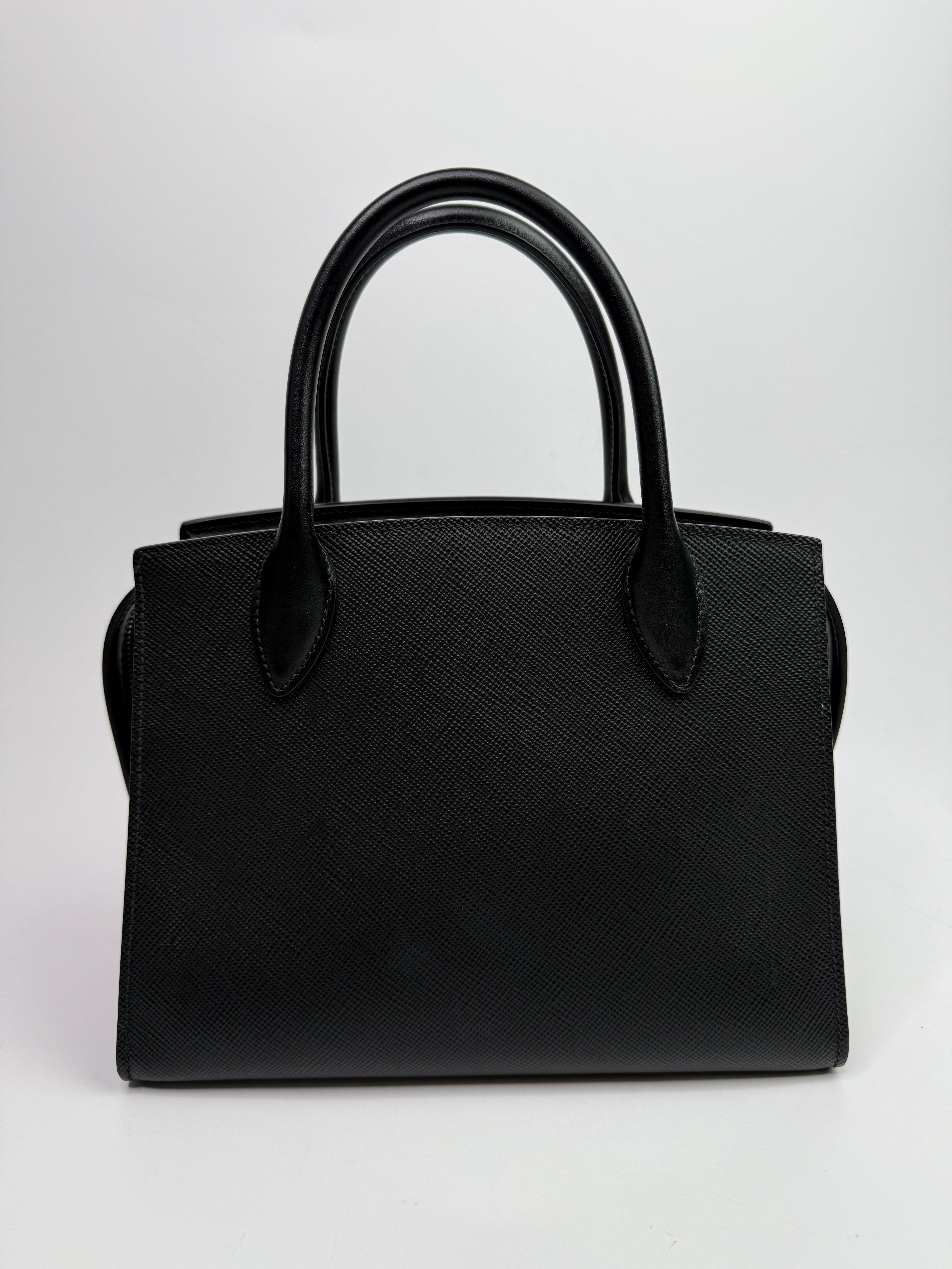 Prada Tote In Black Saffiano Leather