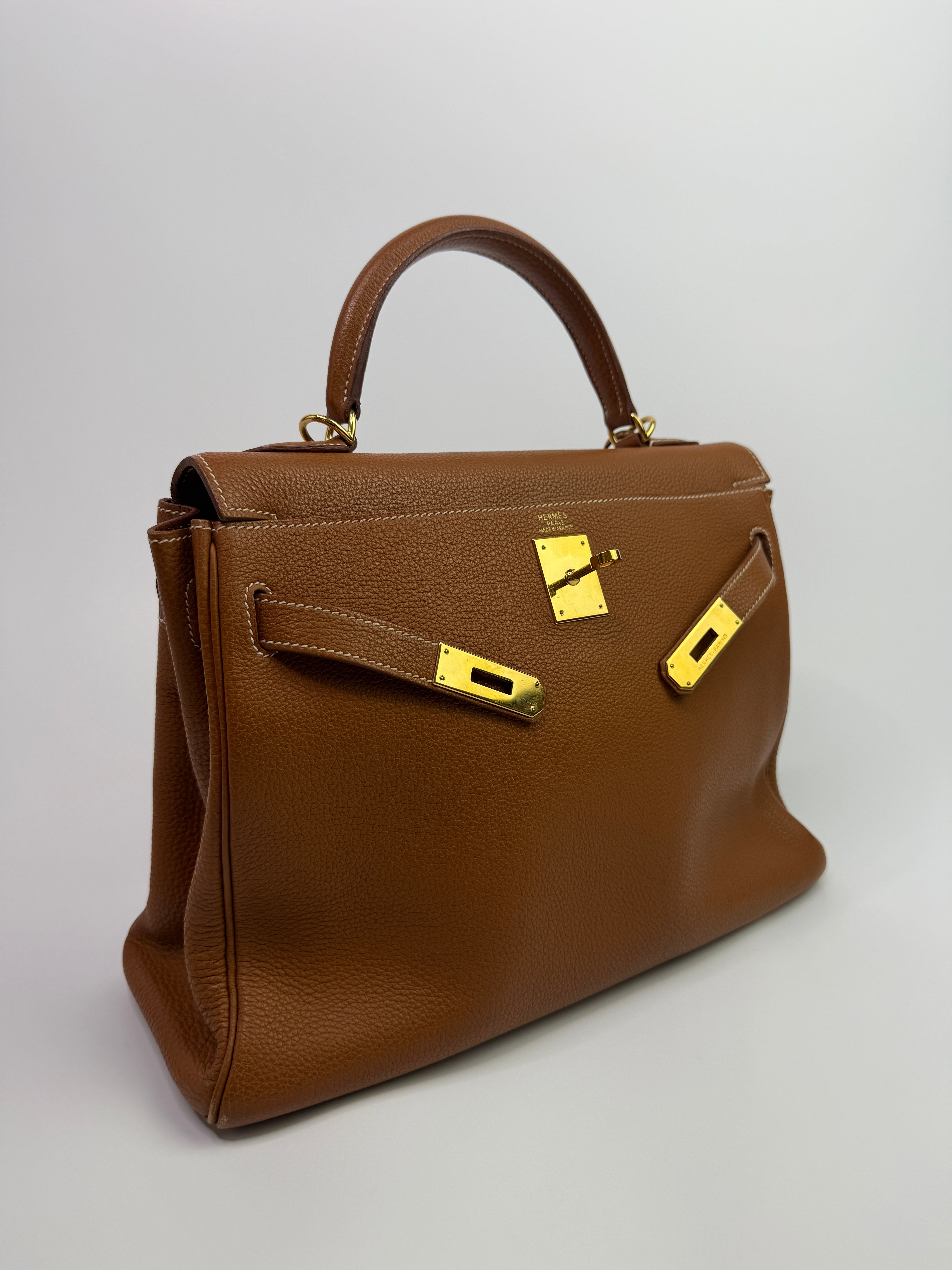 Hermès Kelly 28 In Gold Clemence Leather With GHW