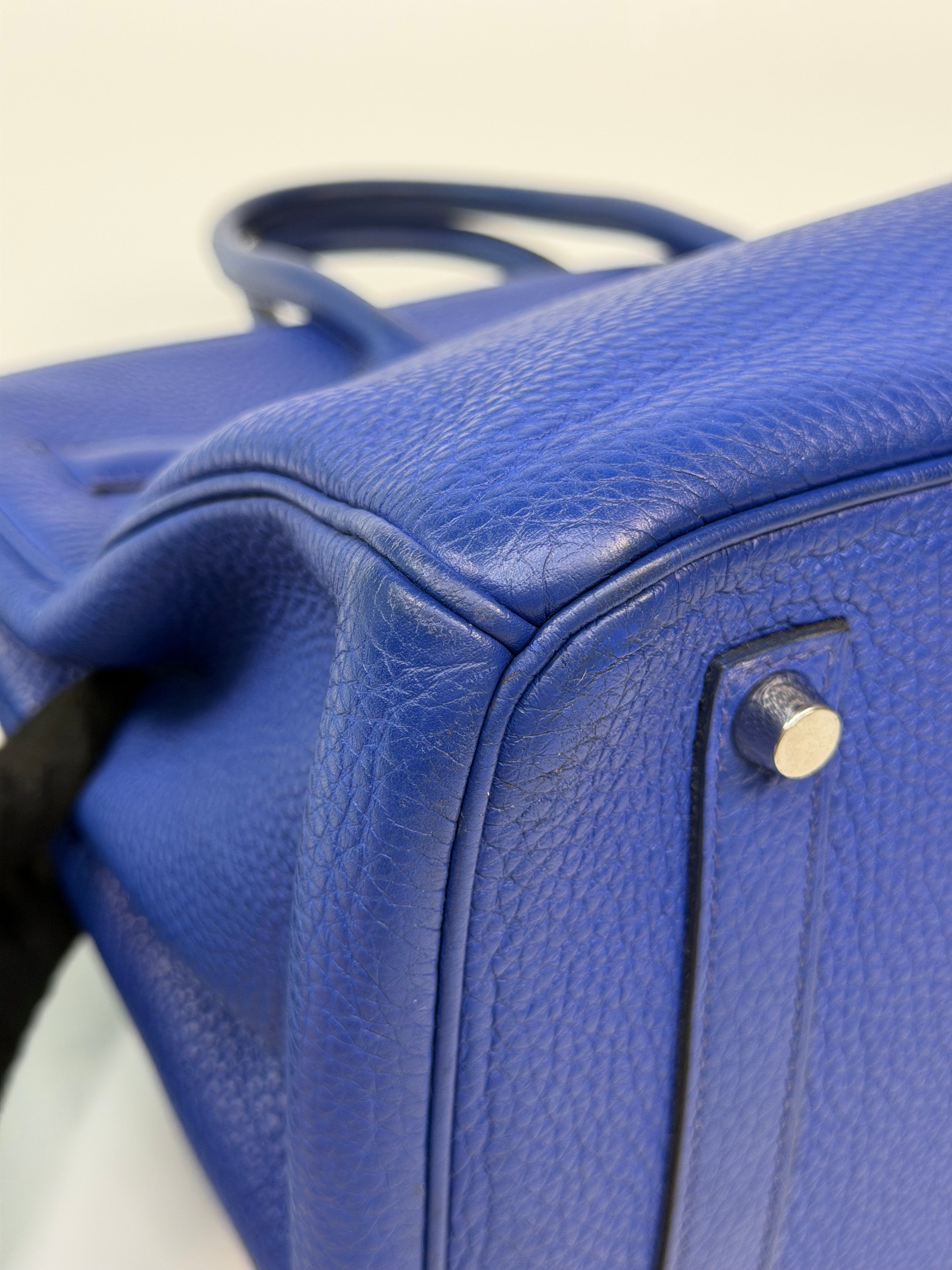 Hermès Birkin 35 Electric Bleu Togo Leather With Palladium Hardware. Authentic and preloved in very good condition.