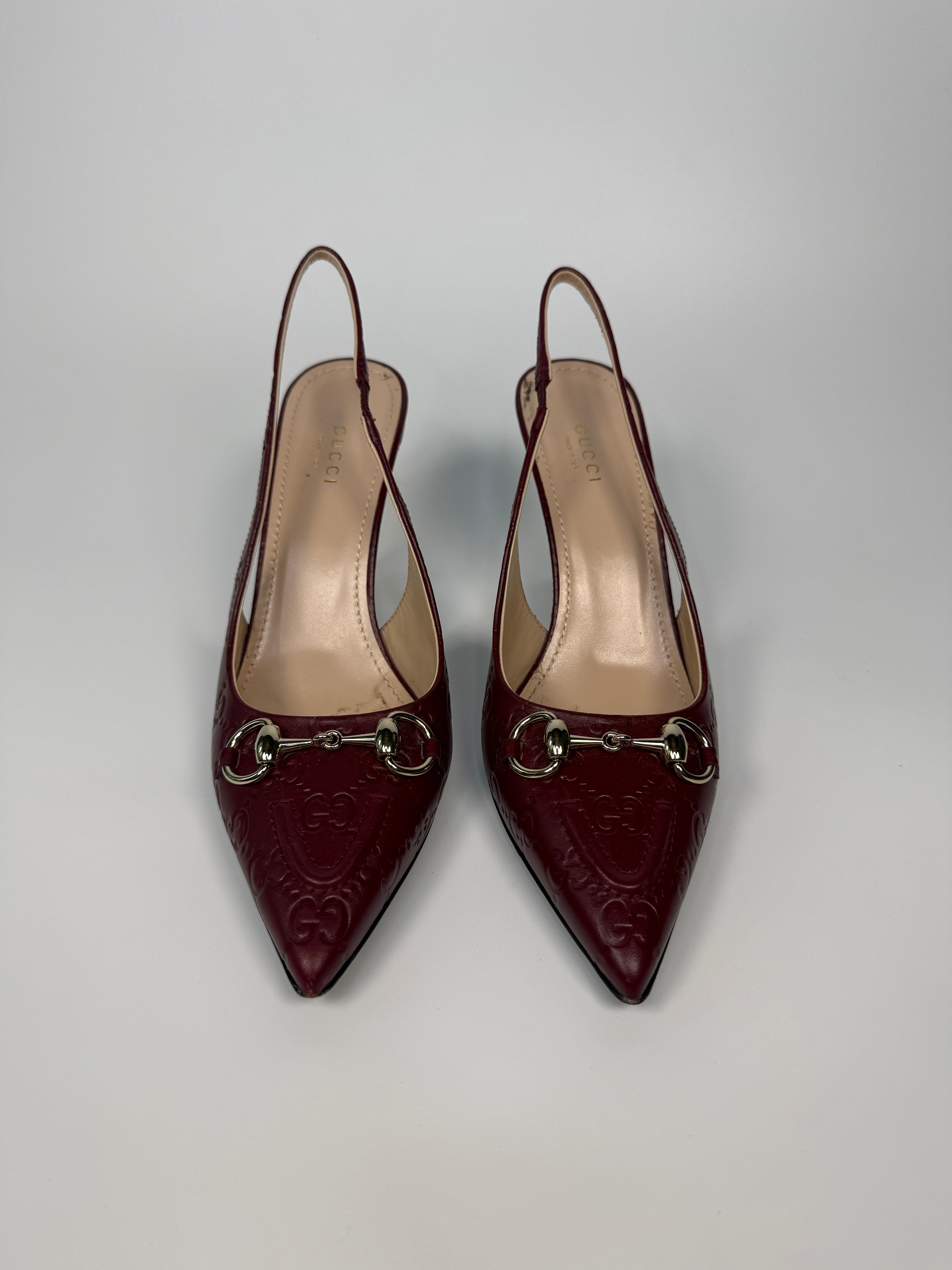 Gucci Horsebit Embellished Embossed Leather Pumps In Rosso Ancora
Authentic Pre Loved Verified by Luxe Cheshire Trusted Designer resale
