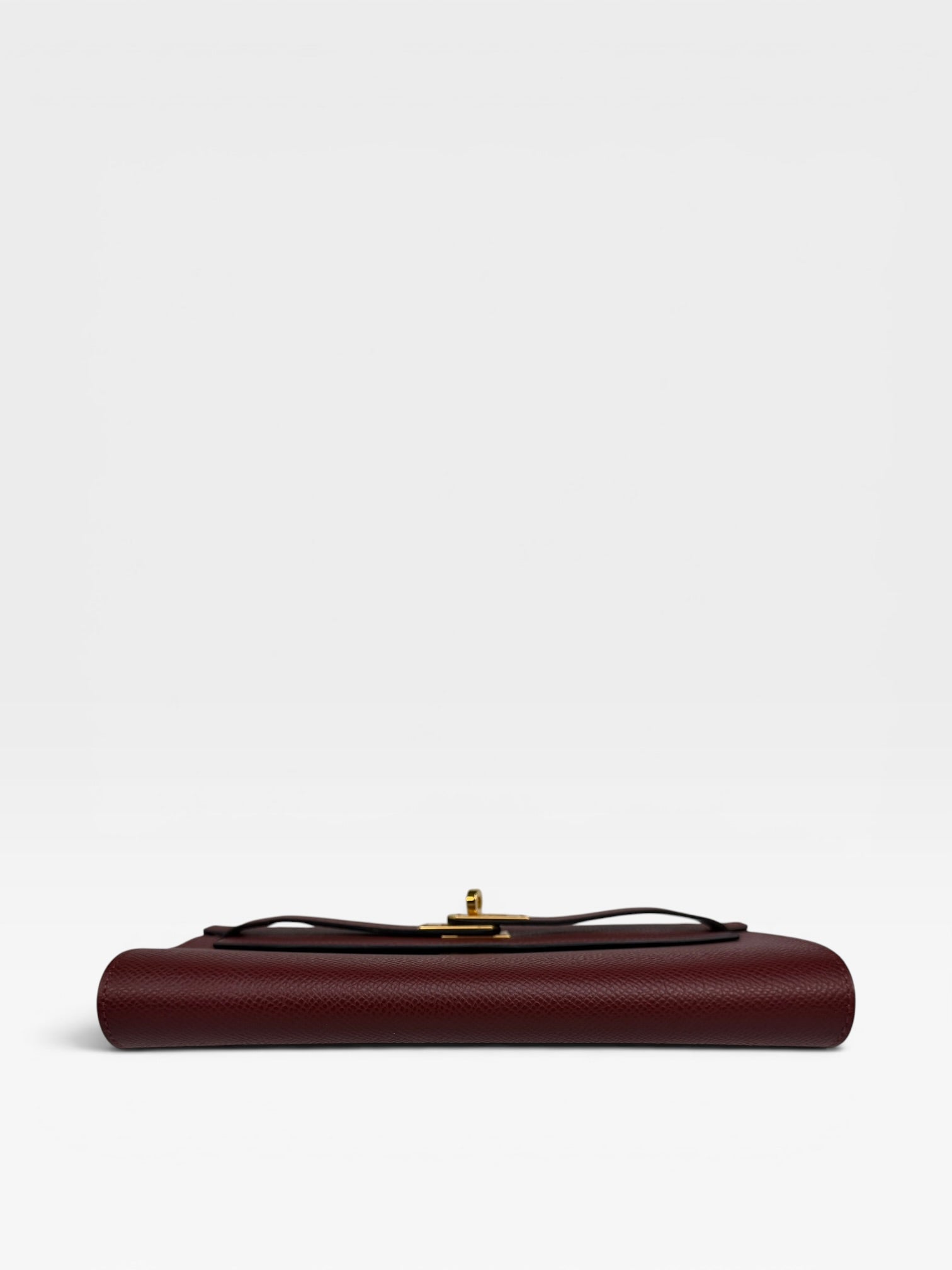 Hermès Kelly To Go In Burgundy Epsom Leather With Gold Hardware
