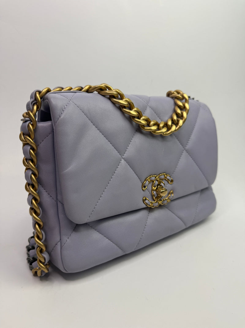 Chanel 19 Small In Lilac Lambskin Leather