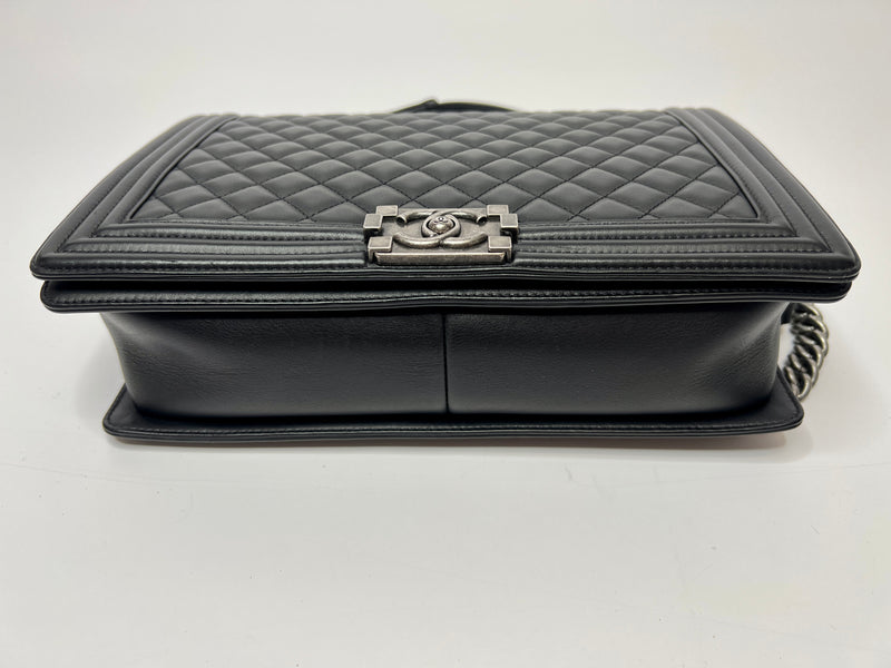 Chanel Boy Bag Large In Black Lambskin Leather