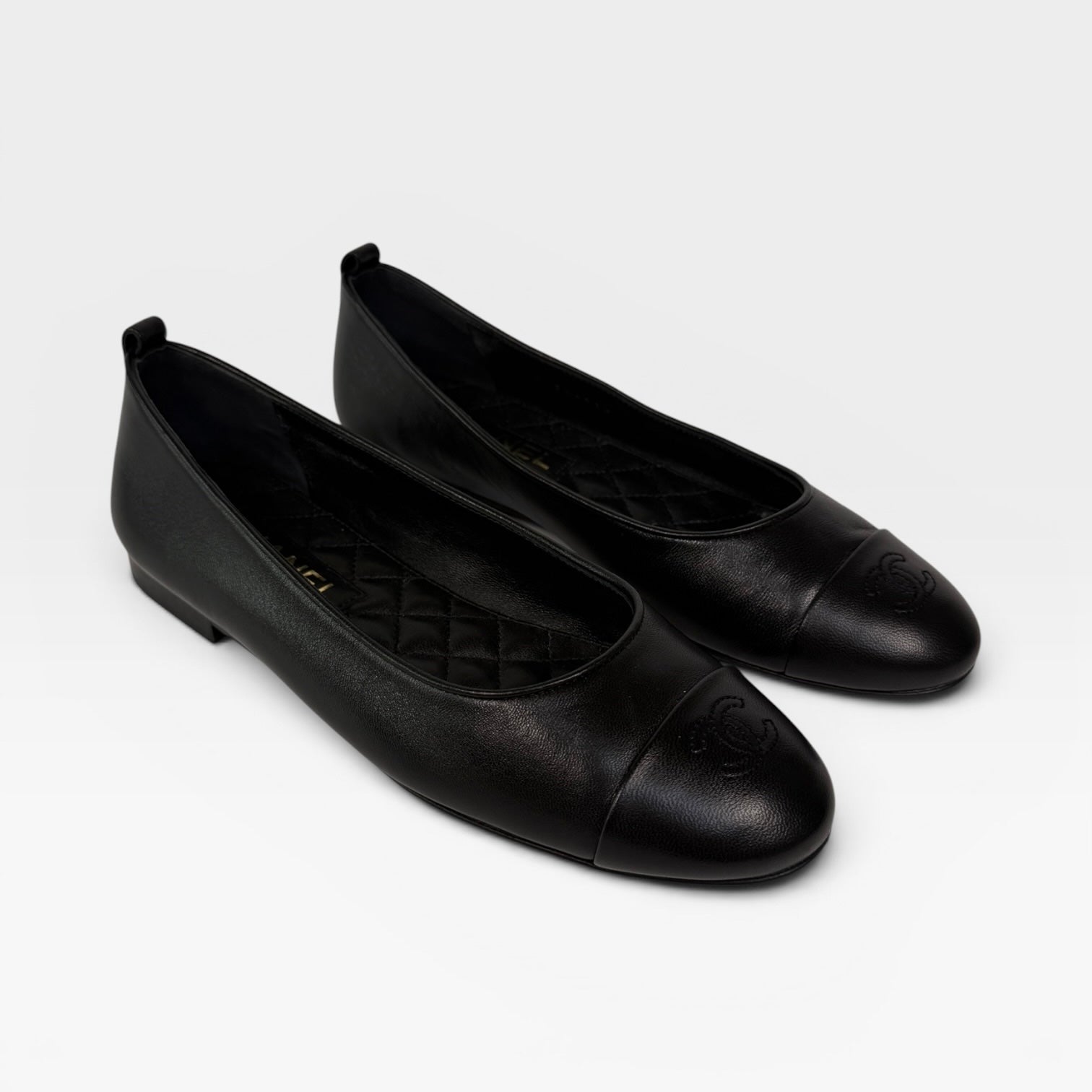 Chanel Ballet Pumps In Black Quilted Lambskin Leather (Size 38/UK5)