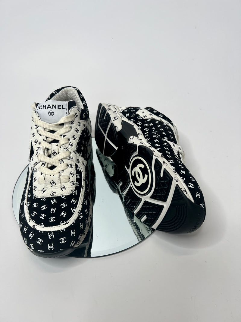 Chanel Black and White Logo Sneakers (Size 40 /UK 7)