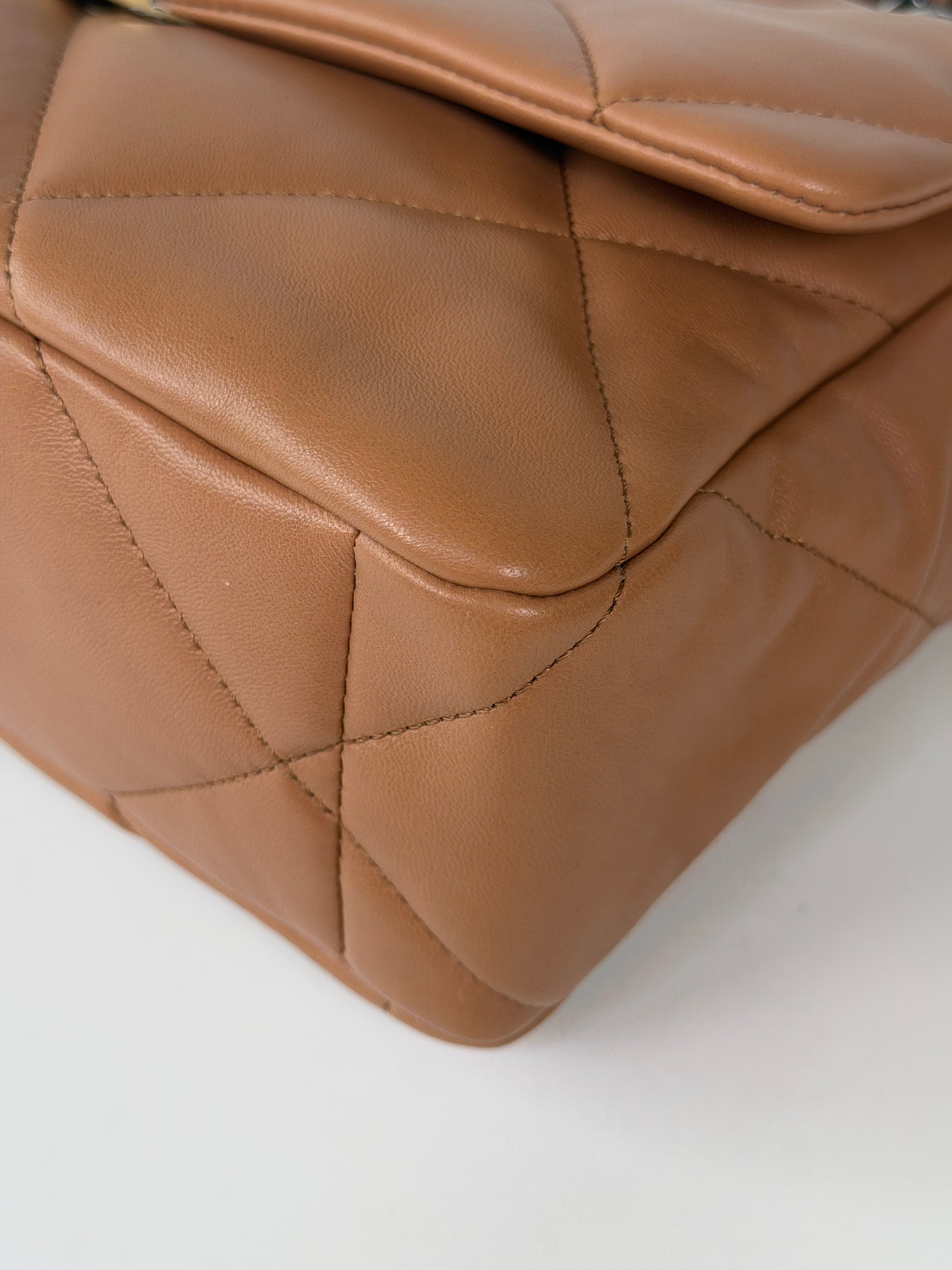 Chanel 19 Medium In Camel Lambskin Leather With Mixed Hardware in excellent condition 100% authentic and preloved