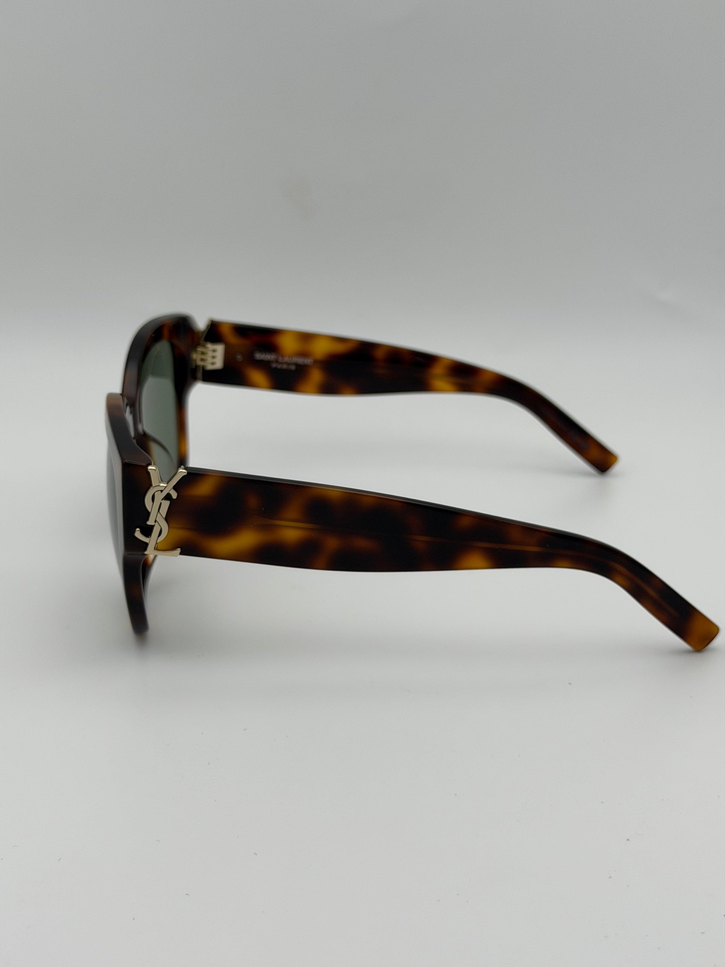 Saint Laurent Oversized Sunglasses With Pale Gold Hardware. Authentic and preloved in excellent condition