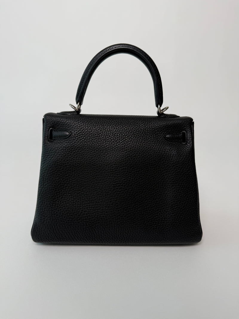 Hermès Kelly 25 In Nior Togo Leather With PHW