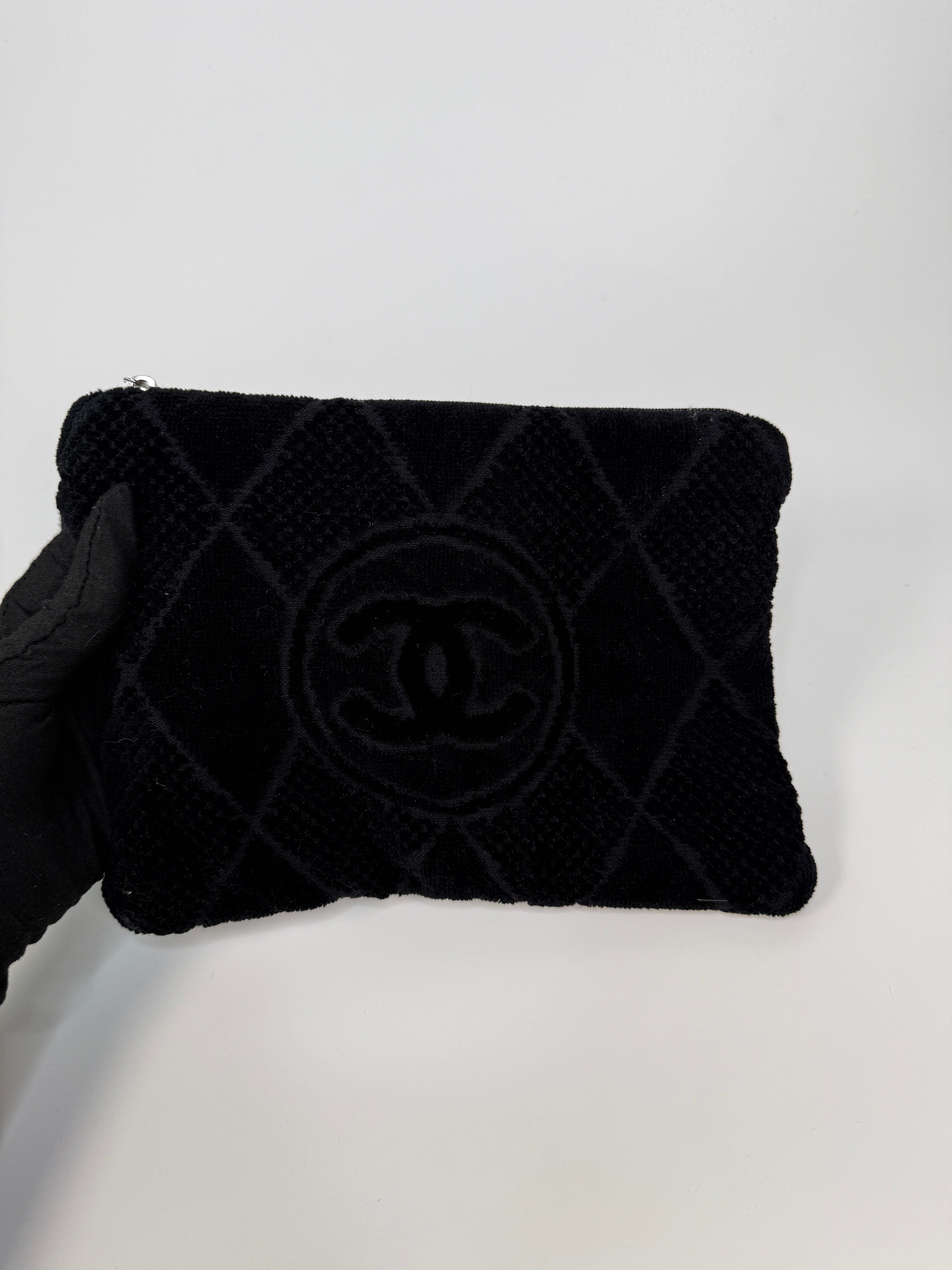 Chanel DePlage Beach Bag in Black Fabric. Excellent preloved authentic 