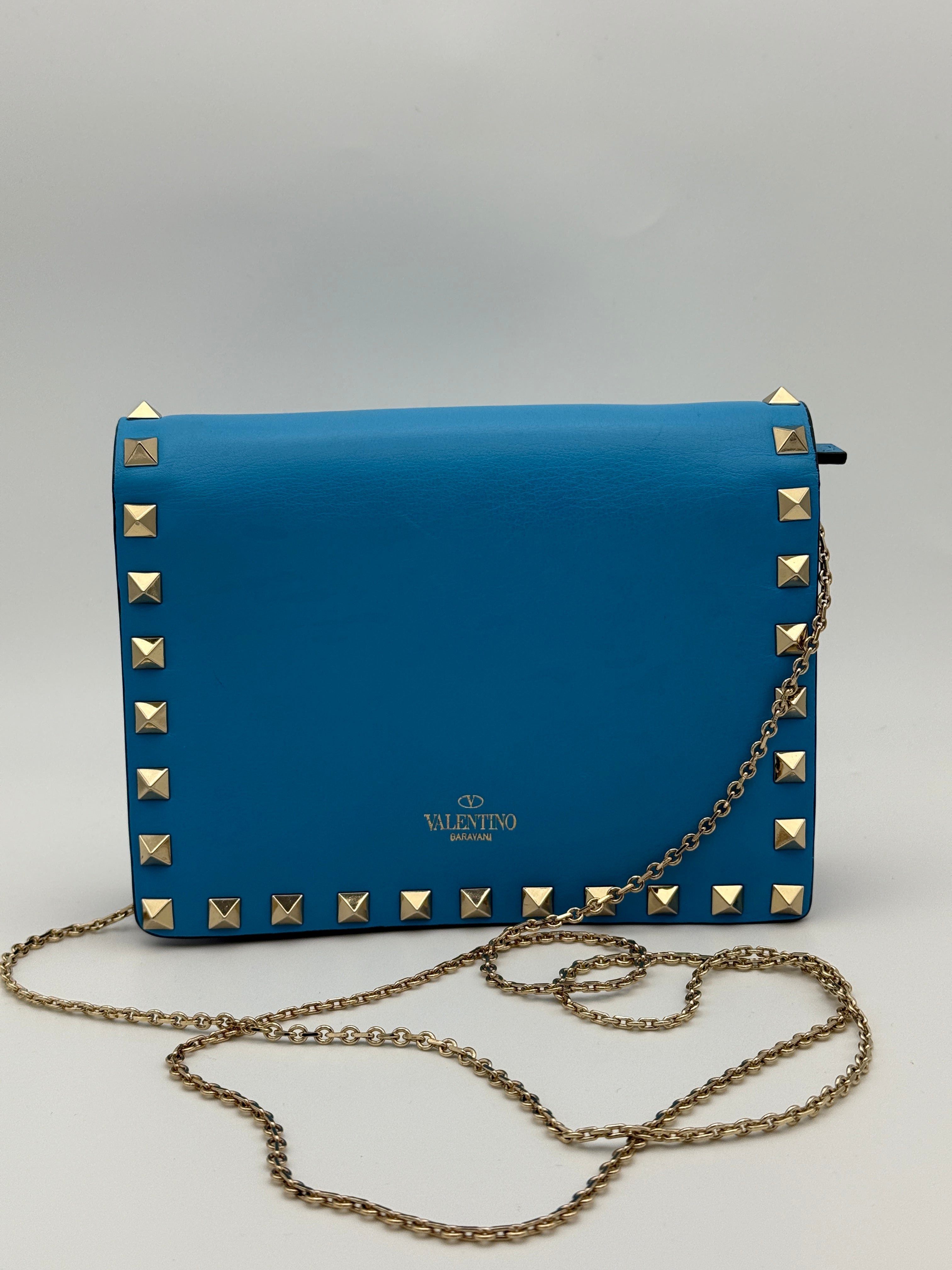 Valentino Rockstud Wallet On Chain