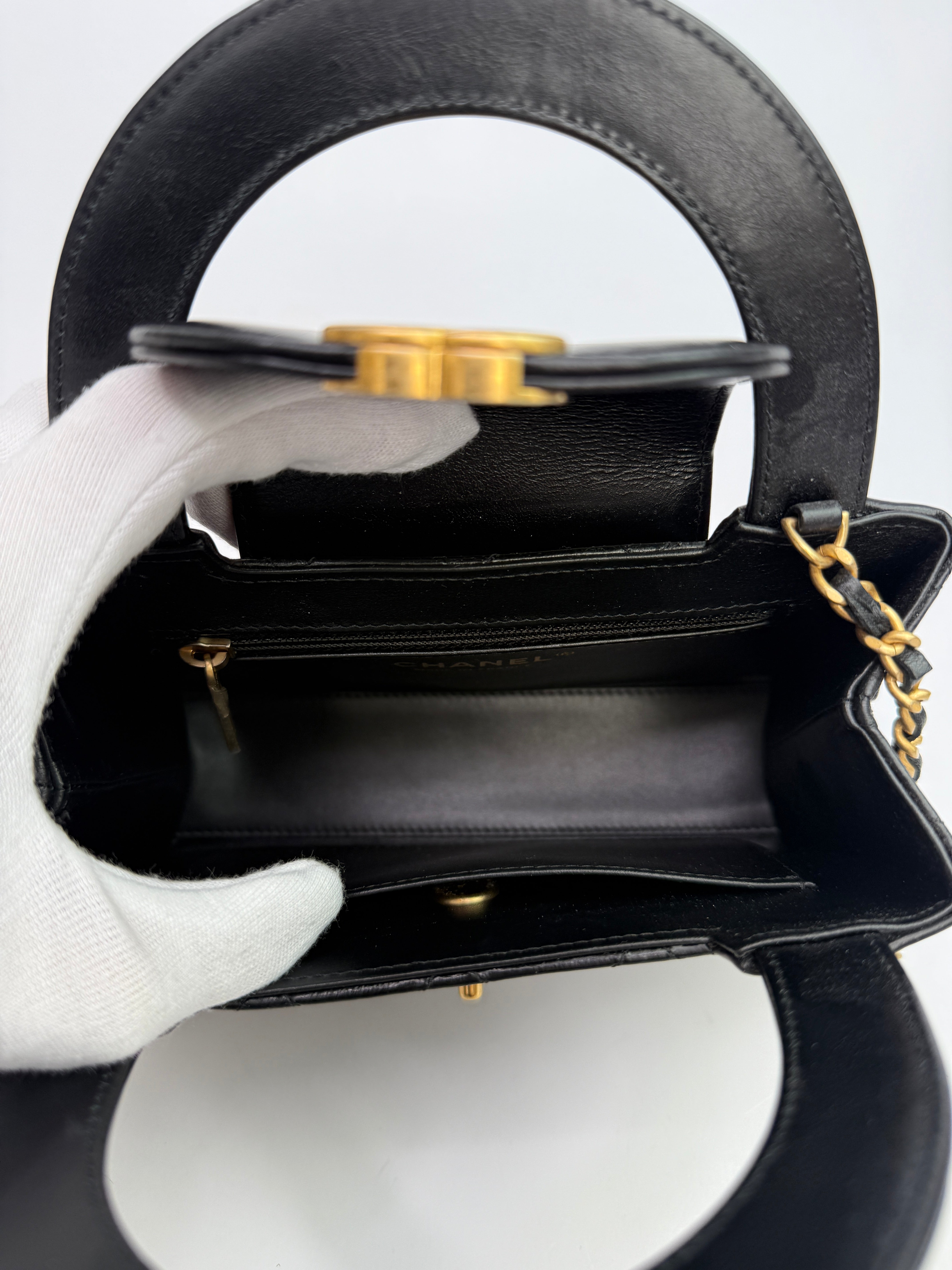 Chanel Mini Kelly Bag In Black Calfskin Leather with Gold Hardware
Pre Loved & Authentic 