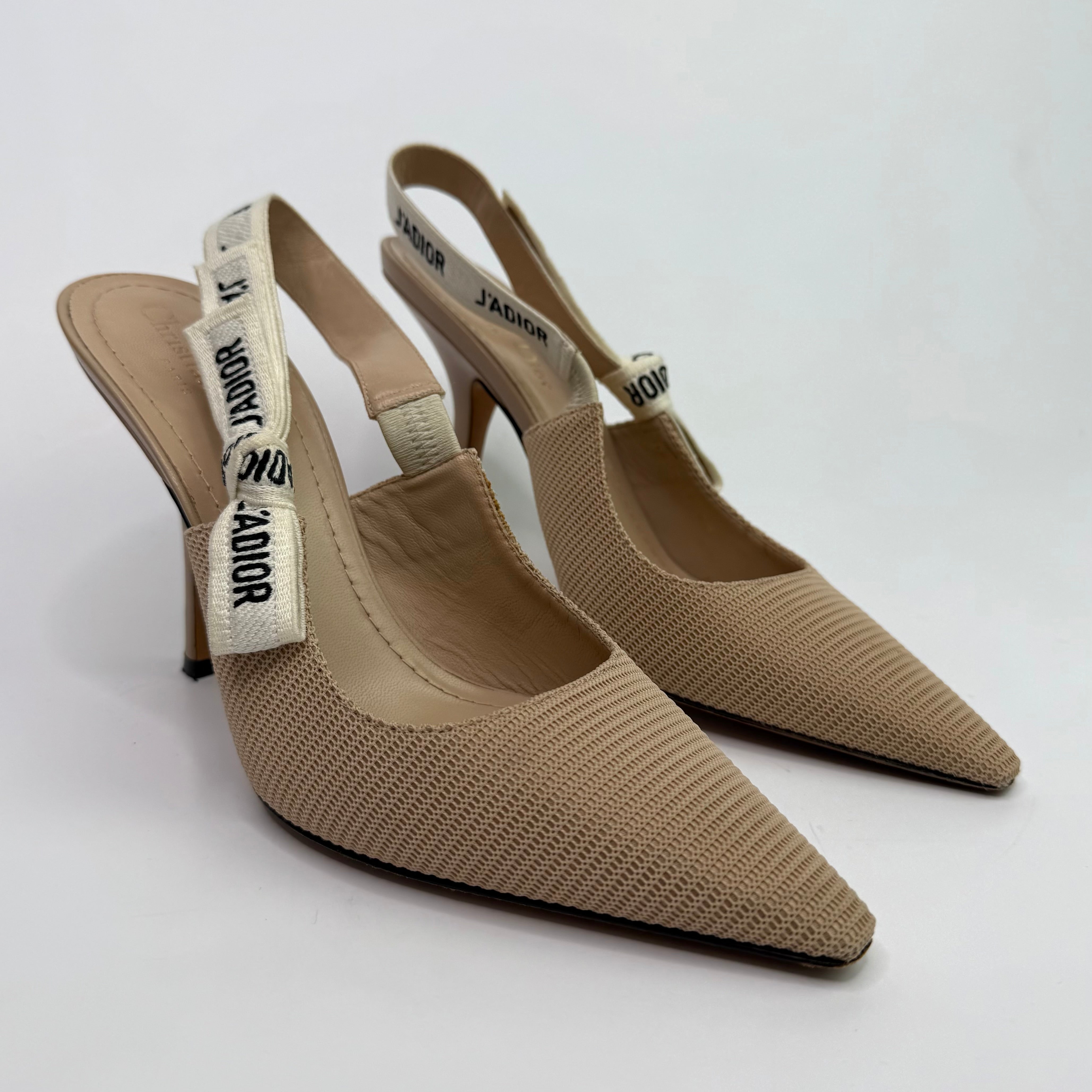 Christian Dior J'Adior Singback Pumps (Size 39 /UK6)