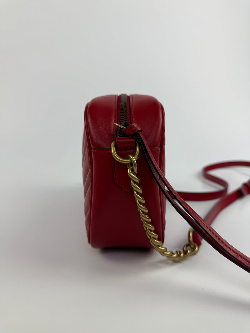 Gucci GG Marmont Matelasse Camera Bag