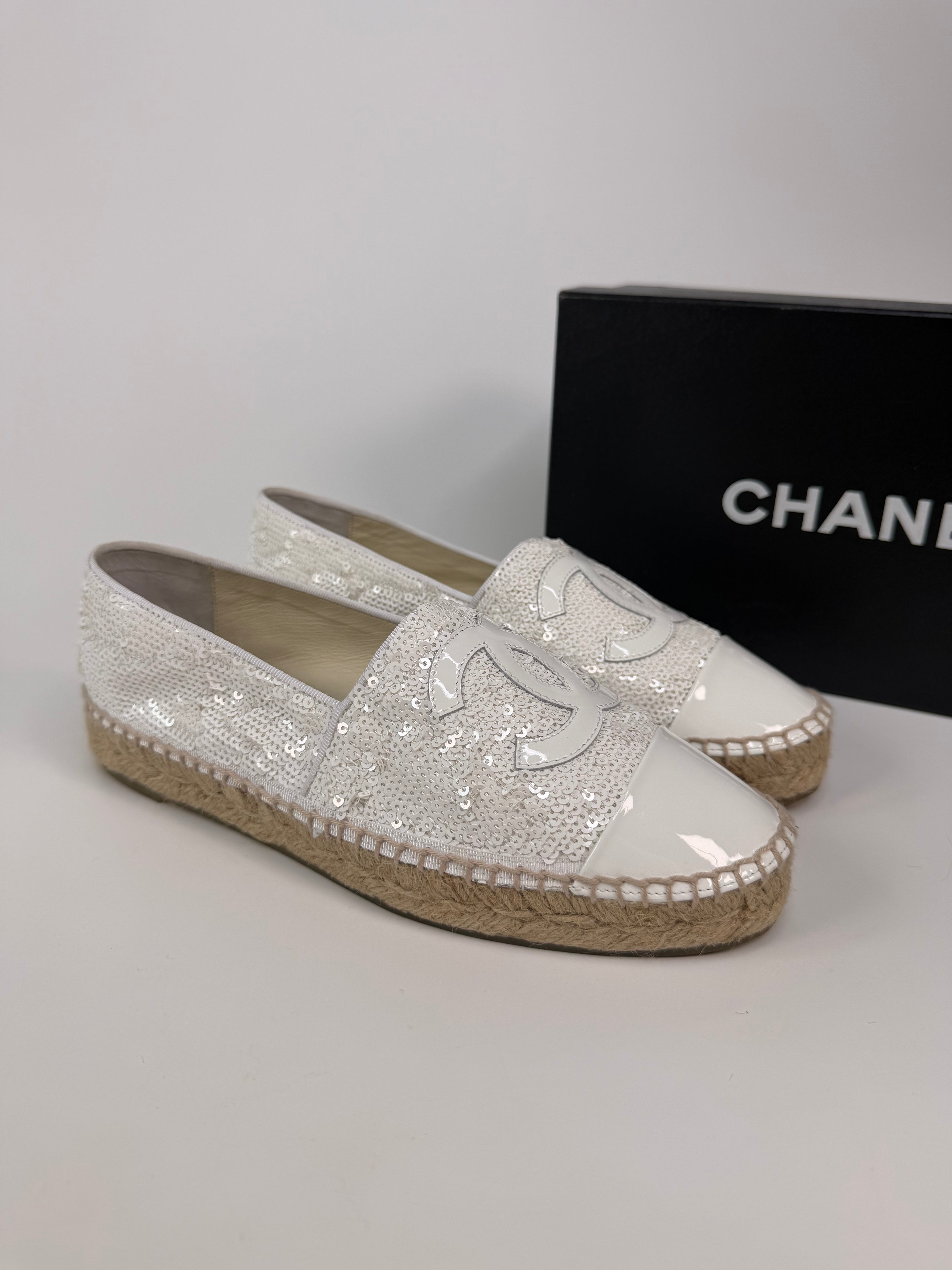 Chanel Sequin Espadrilles In White Patent Leather (Size 37/UK4) 100% authentic and preloved in excellent condition