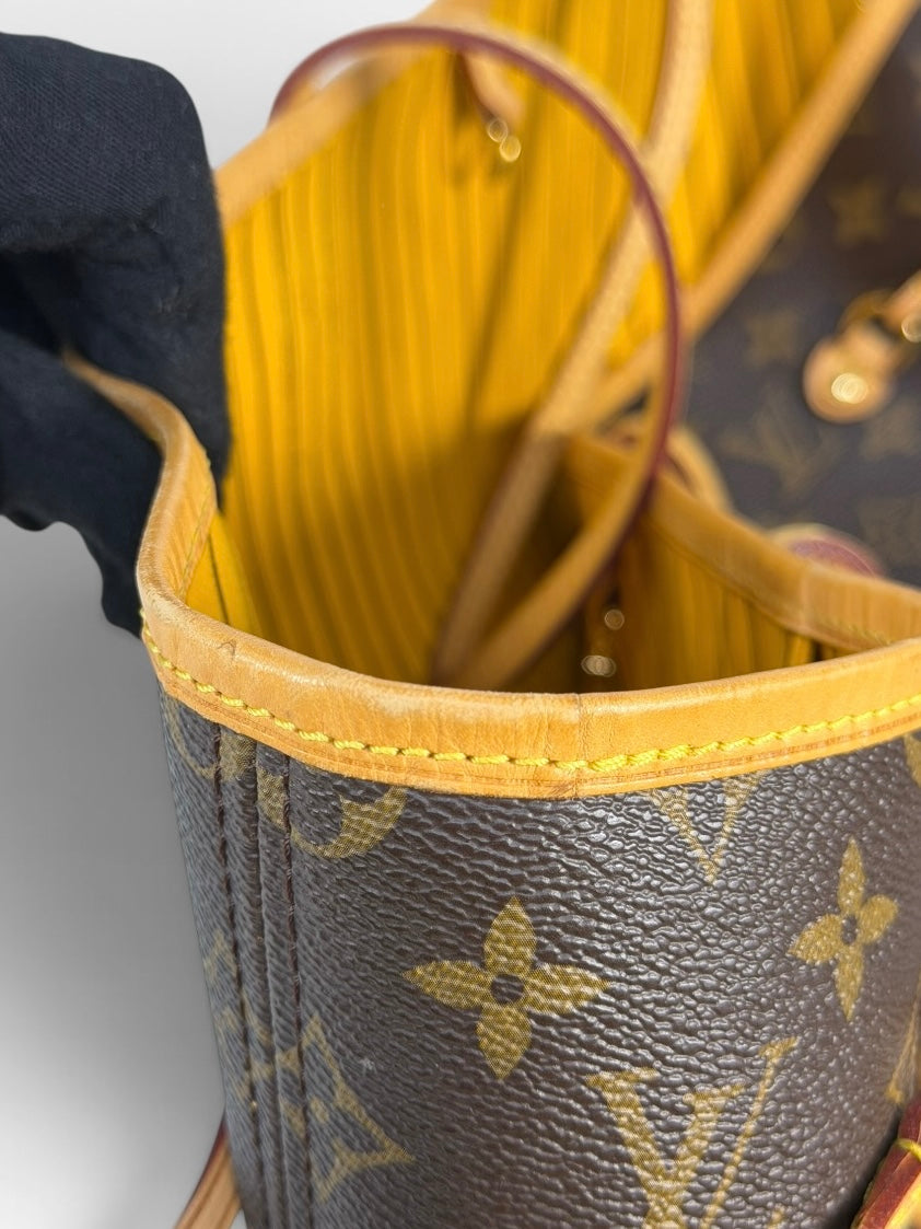 Louis Vuitton Neverfull GM Tote Bag 100% authentic and preloved in excellent condition
