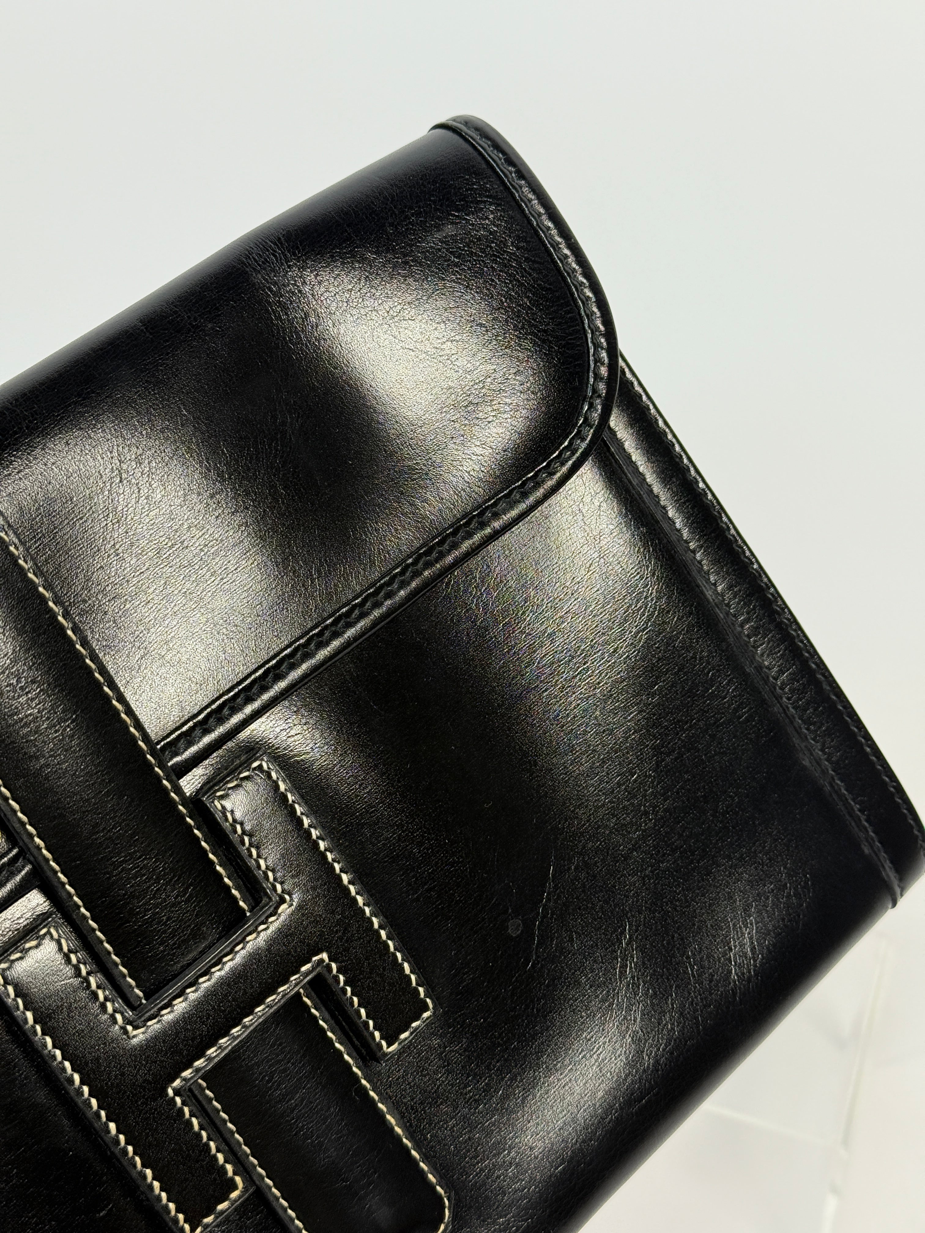 Authentic Pre Loved Hermès Jige Clutch Very Good Condition