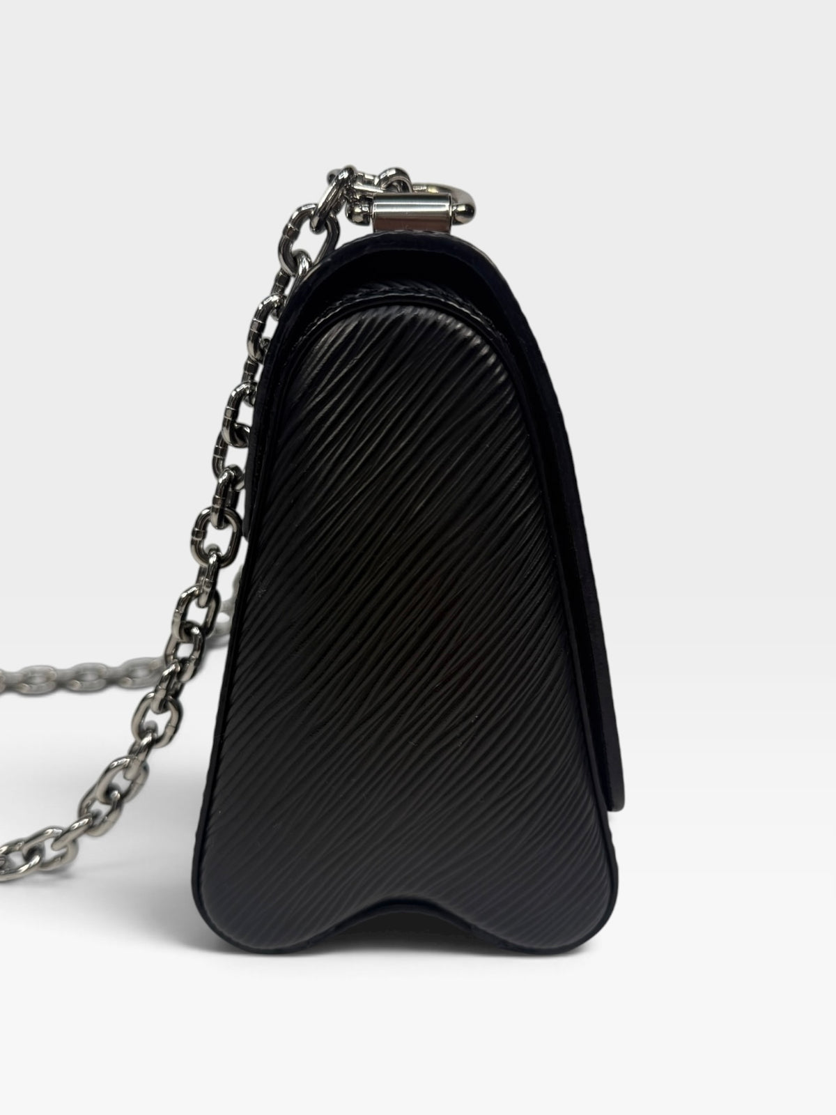 Louis Vuitton Twist PM Shoulder Bag In Black Epi Leather With Silver Hardware. 100% authentic and pre loved in excellent condition. 