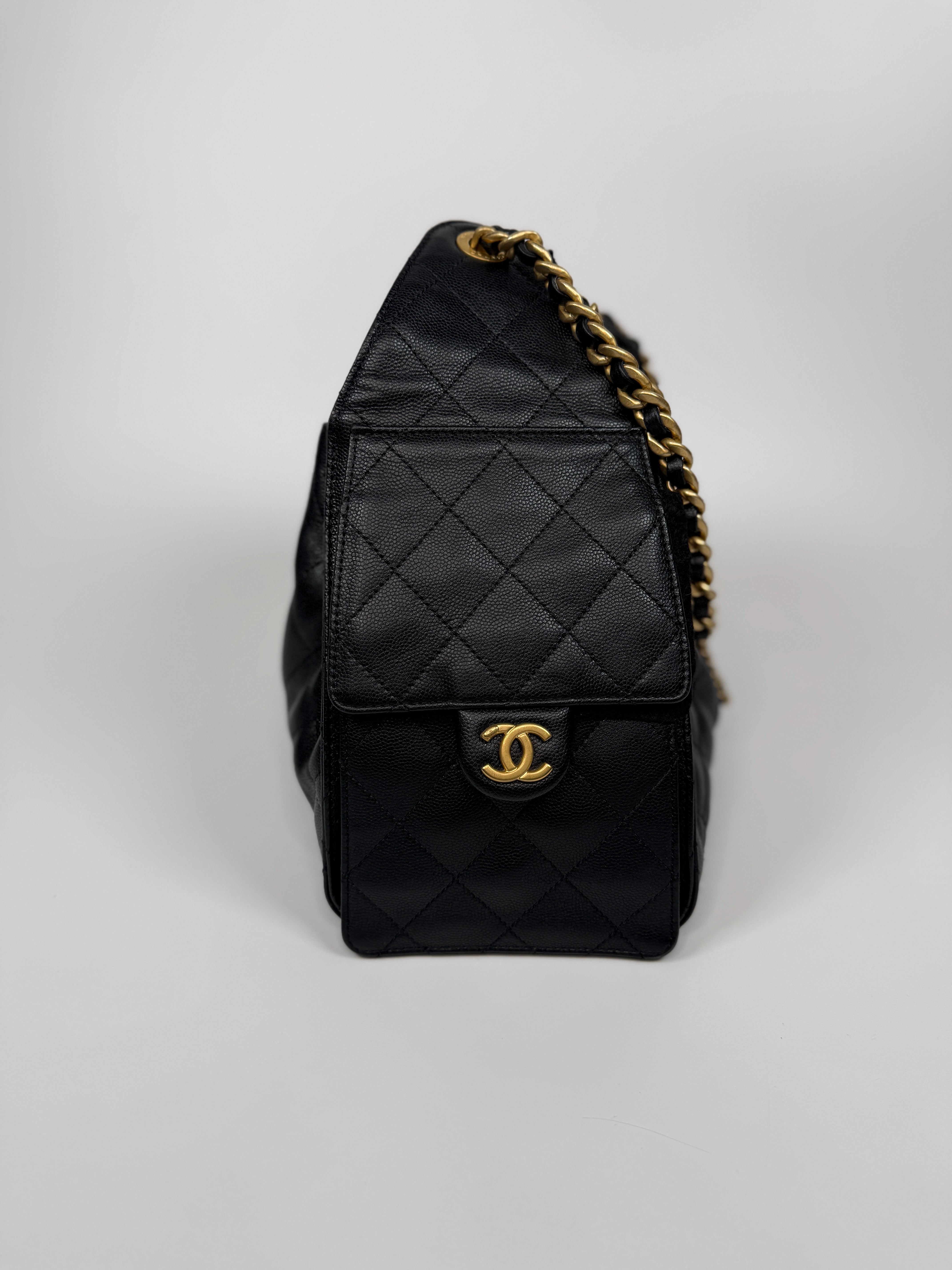 Chanel 25 Small In Black Caviar Leather With Gold Hardware In Excellent Condition. Authentic and preloved. 100% Authenticity Guaratee