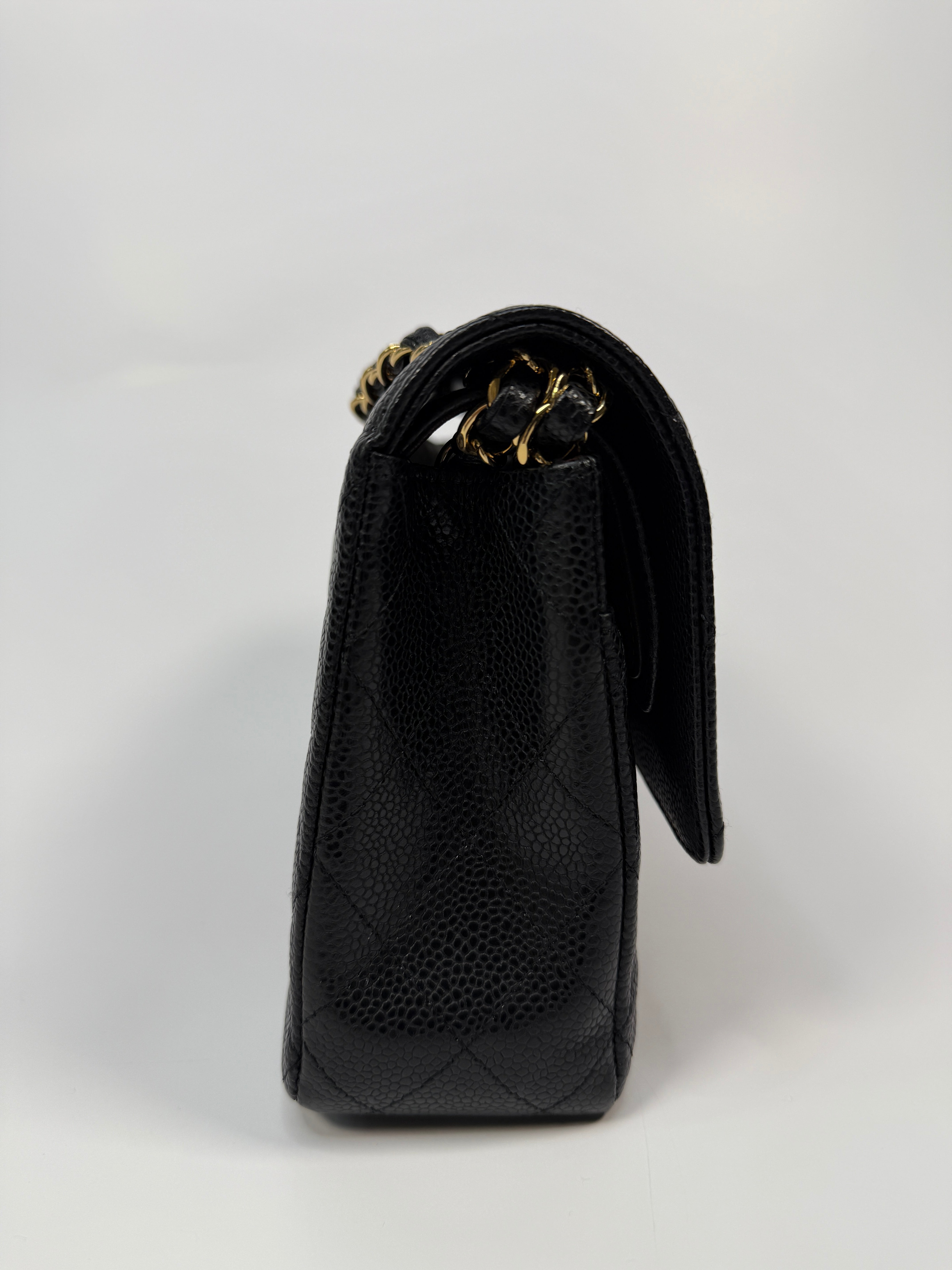 Chanel Medium Classic Double Flap Black Caviar With GHW