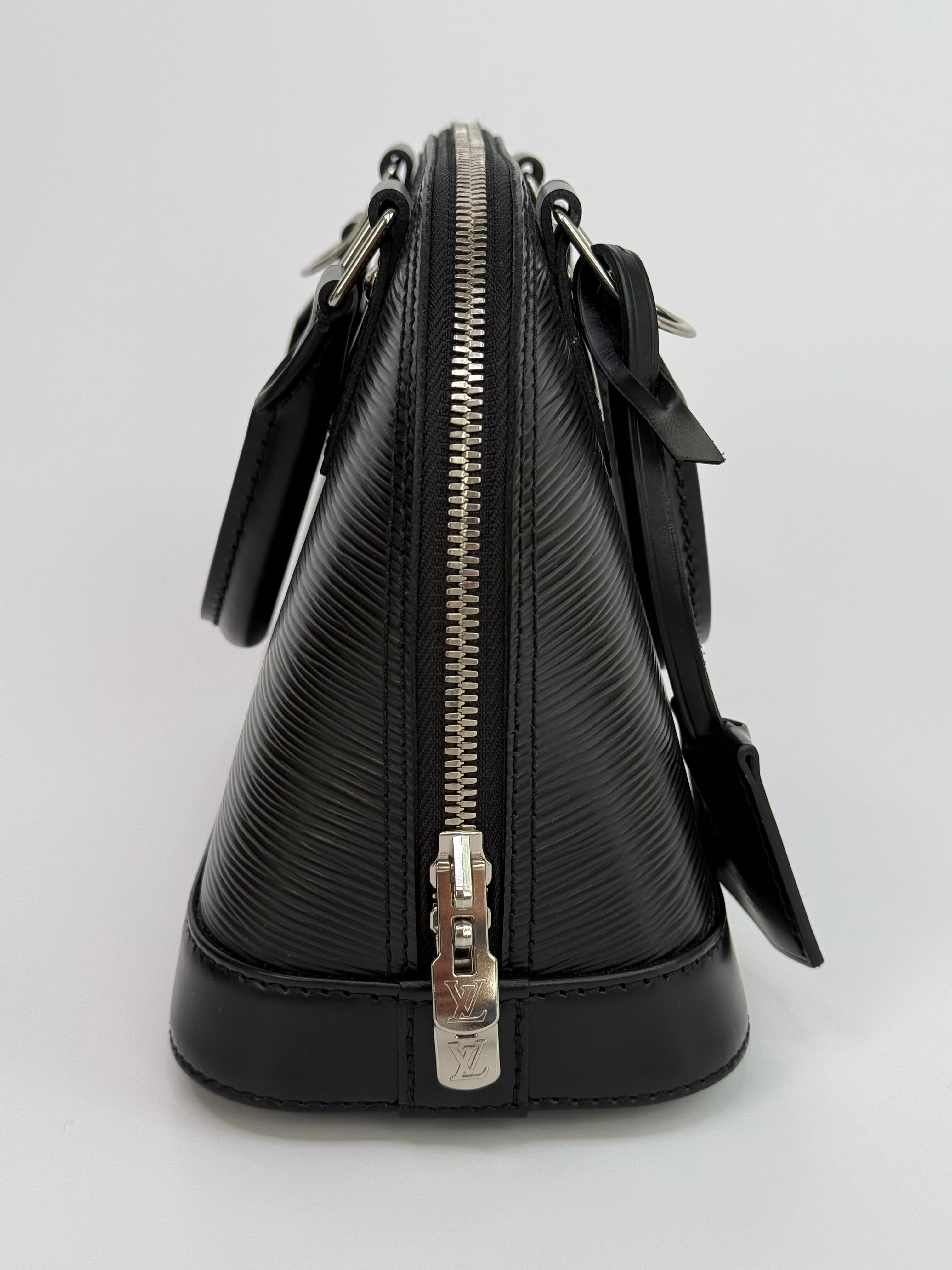 Louis Vuitton Alma BB Bag