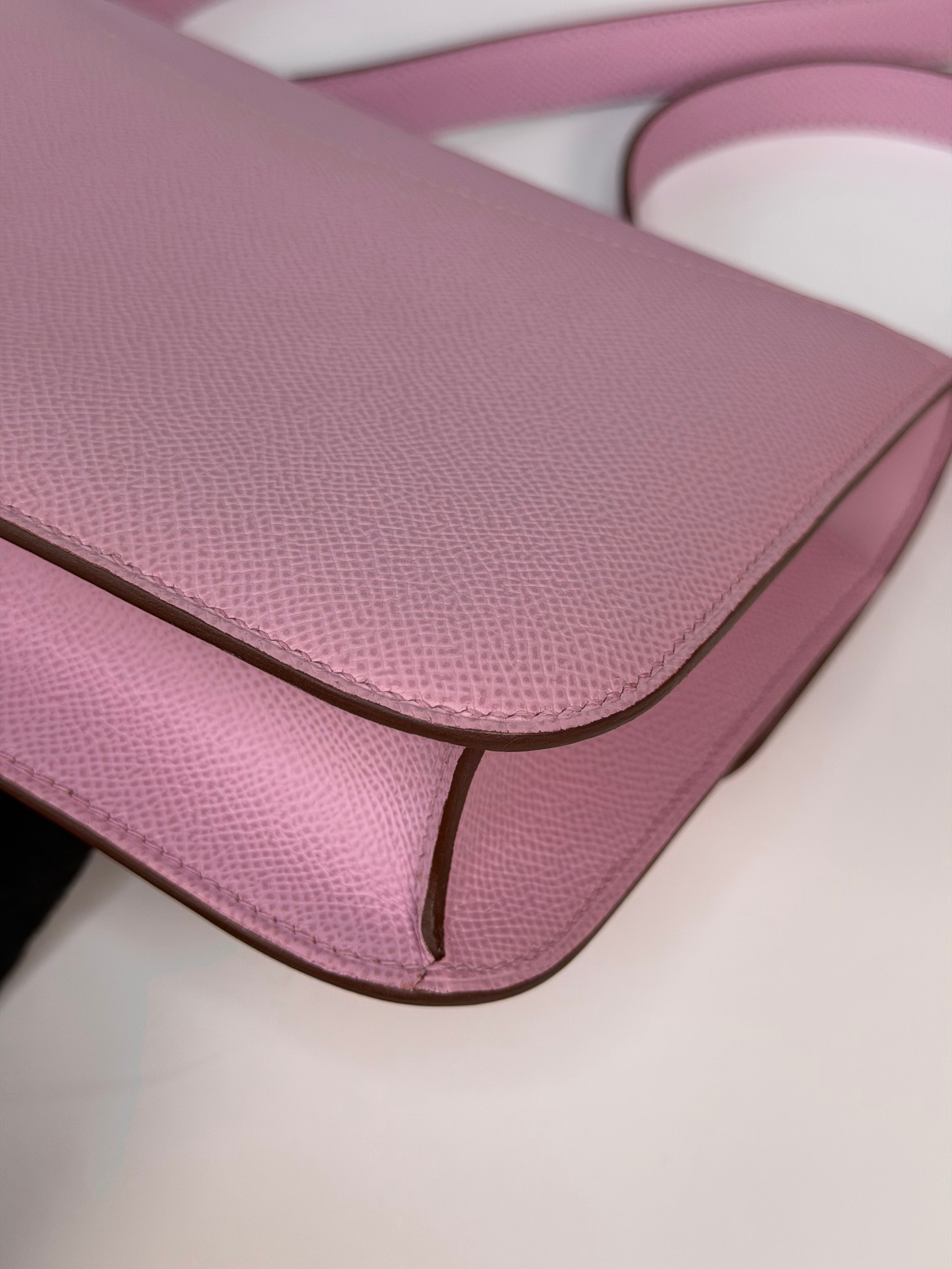 Hermès Constance 22 In Mauve Sylvester Epsom Leather With Rose Gold Hardware. Authentic and preloved in excellent condition. 100% guarantee.