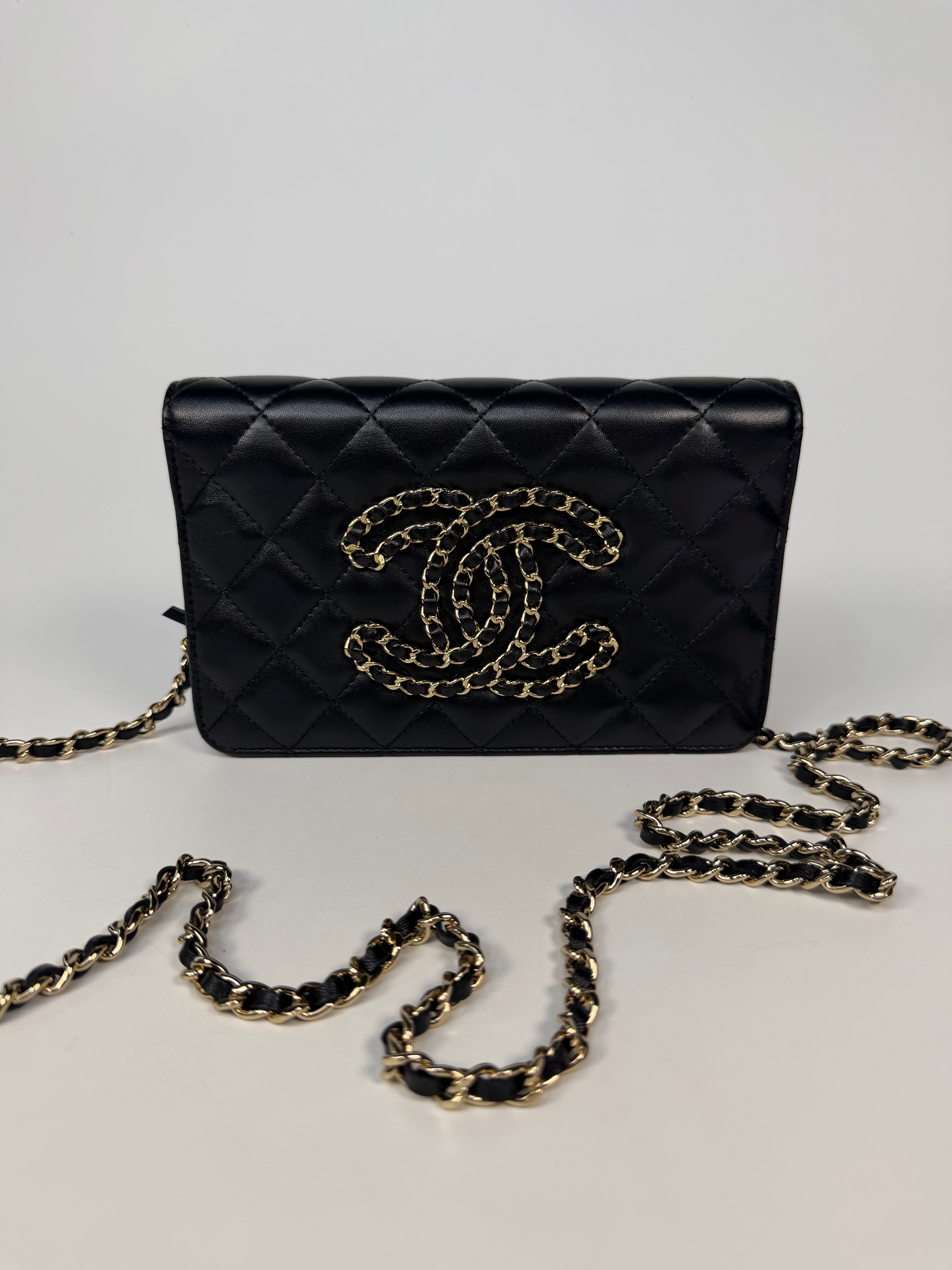 Chanel  Wallet On Chain Black lambskin Leather Gold hardware
Very Good condition, Authentic, Pre Loved. Verified by Luxe Cheshire. International, fast and fully insured delivery. Trusted designer resale.