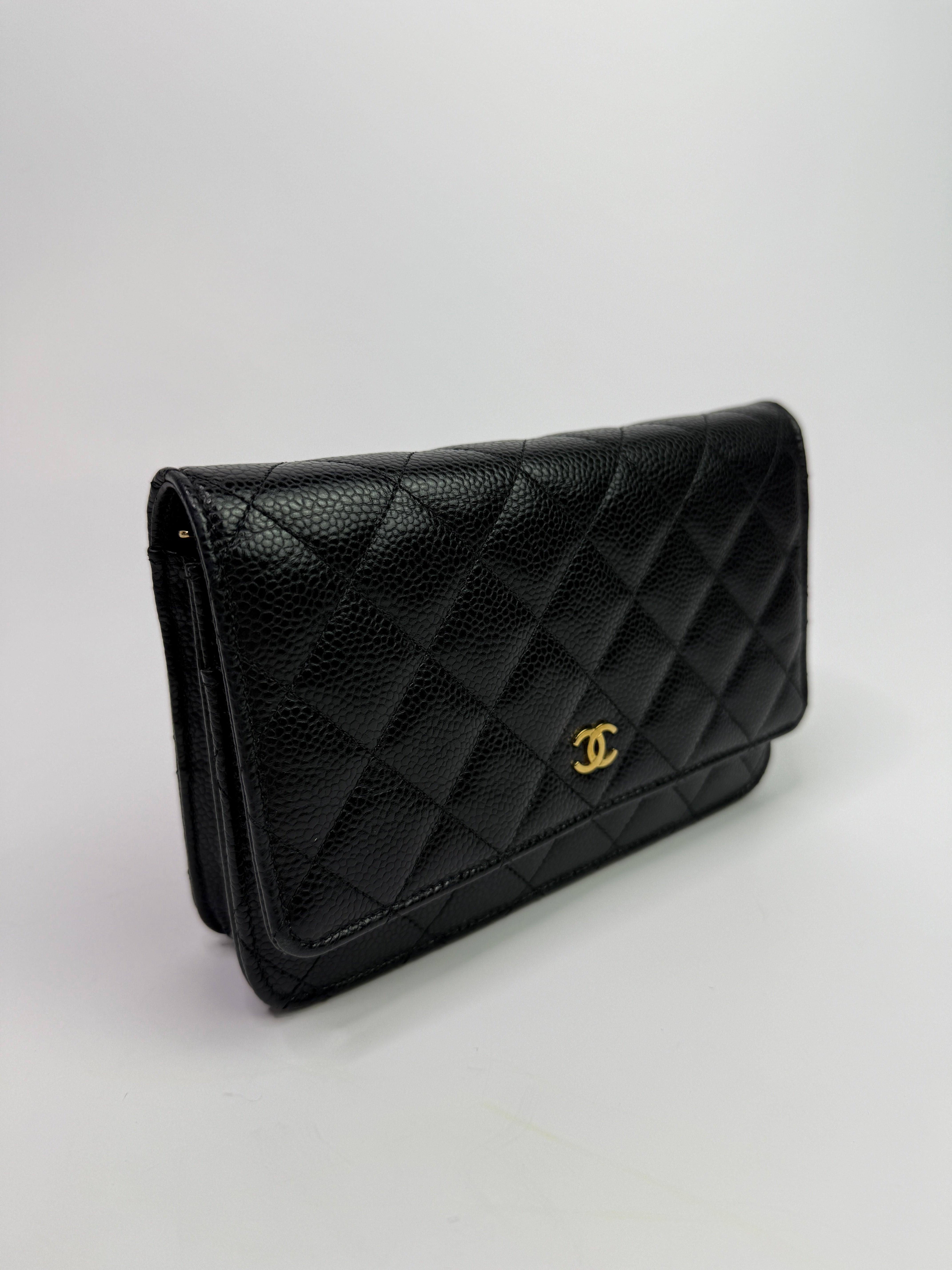 Chanel Wallet On Chain Black Caviar Leather With Gold Hardware
Pre Loved & Authentic 
