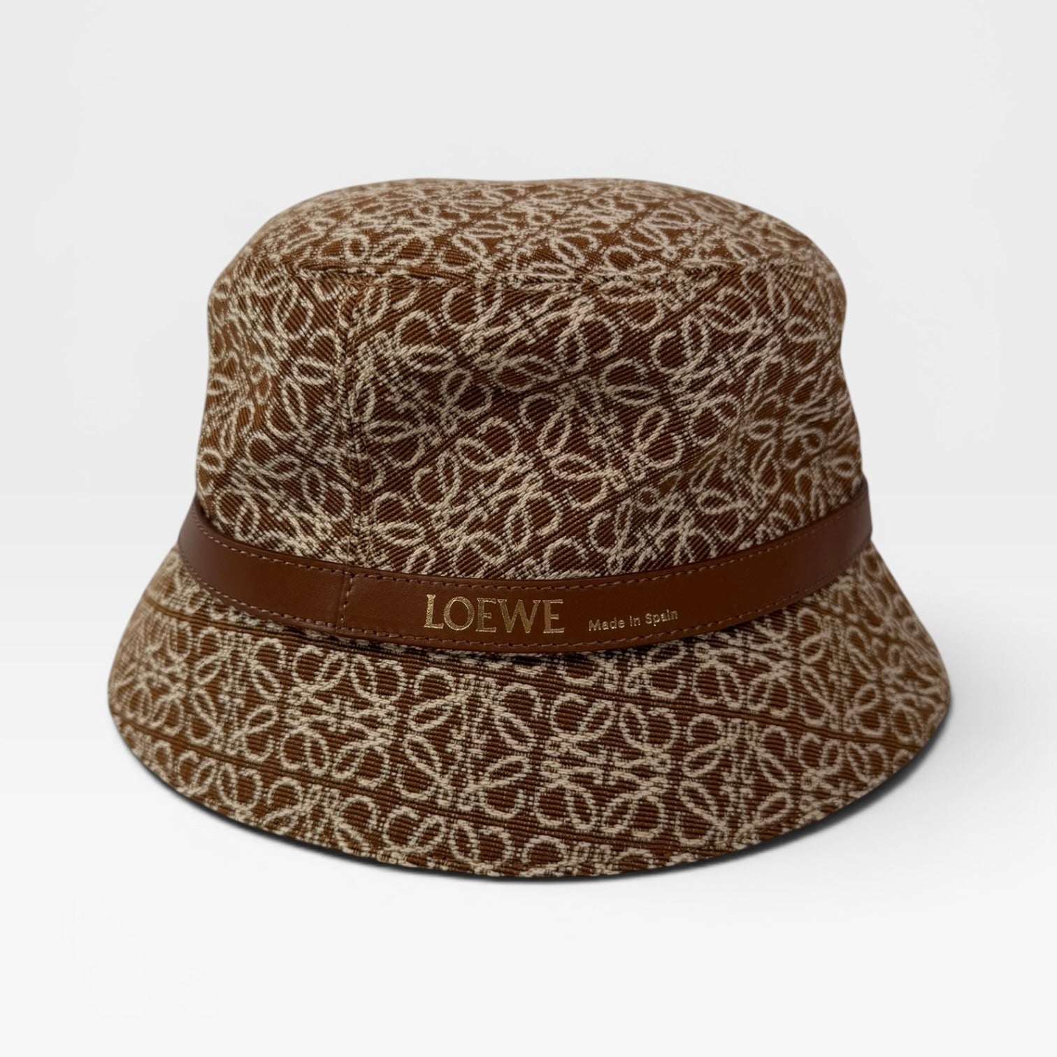 Loewe Anagram Bucket Hat In Tan. 100% authentic and preloved in excellent condition