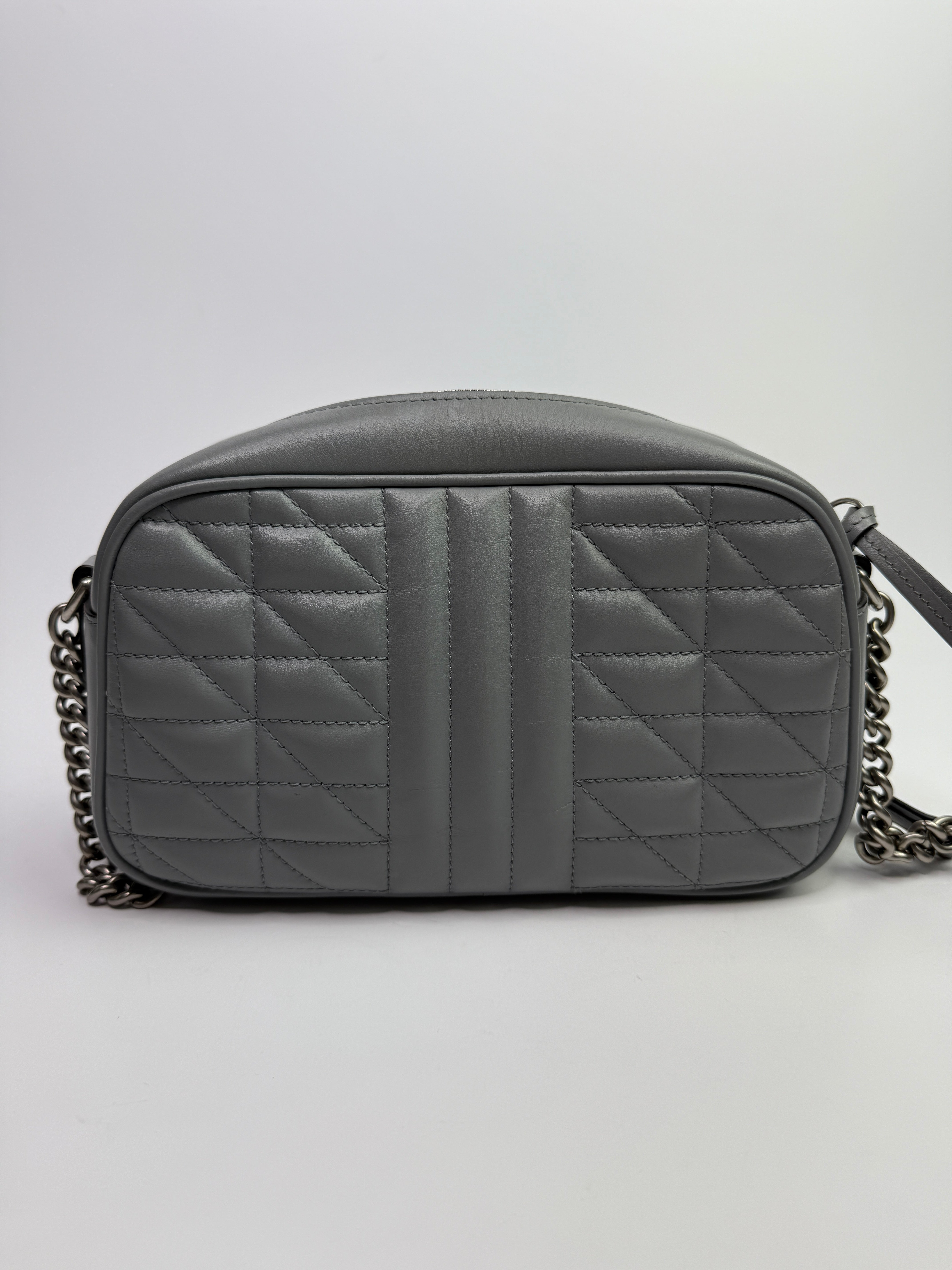 Gucci GG Marmont Matelasse Camera Bag