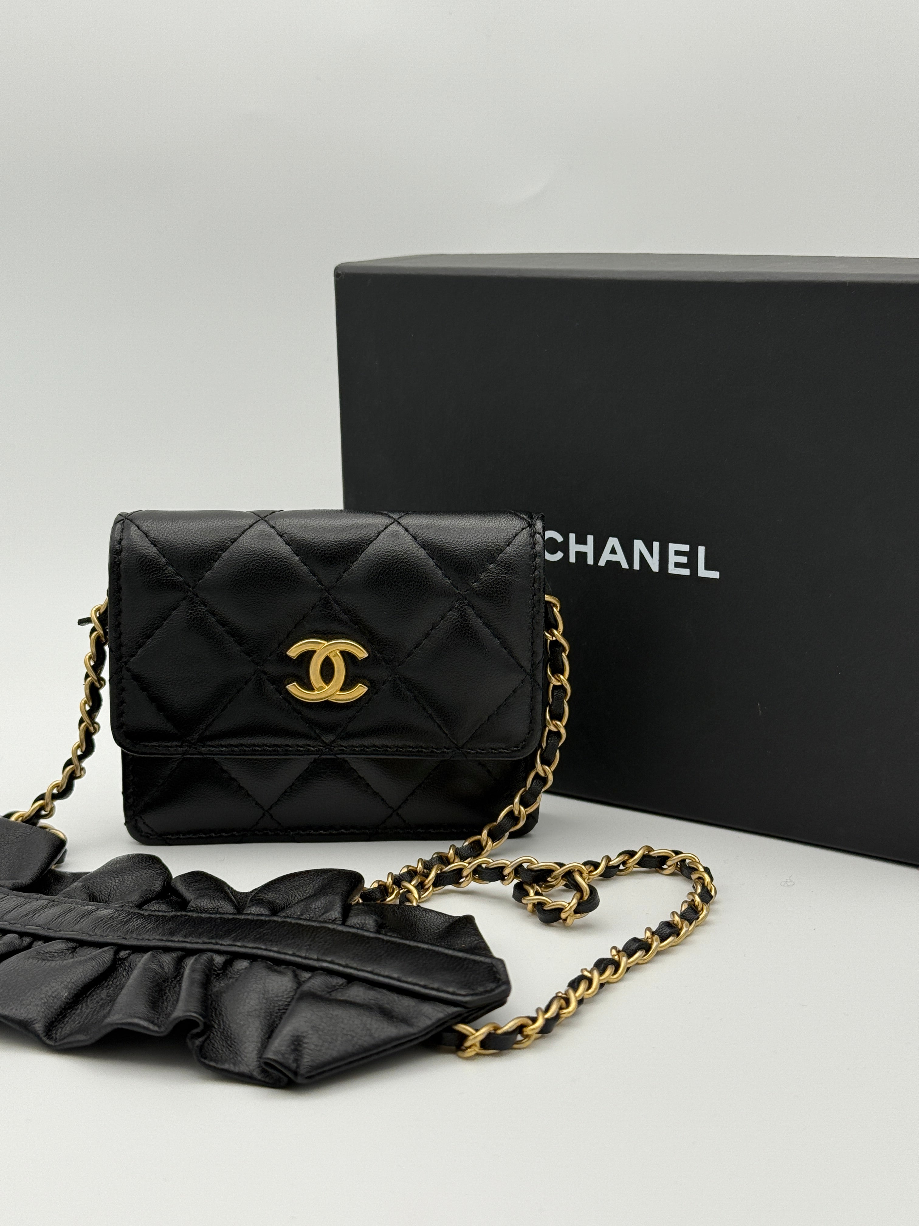 Chanel Romance Clutch on Chain Bag
Pre Loved & Authentic 