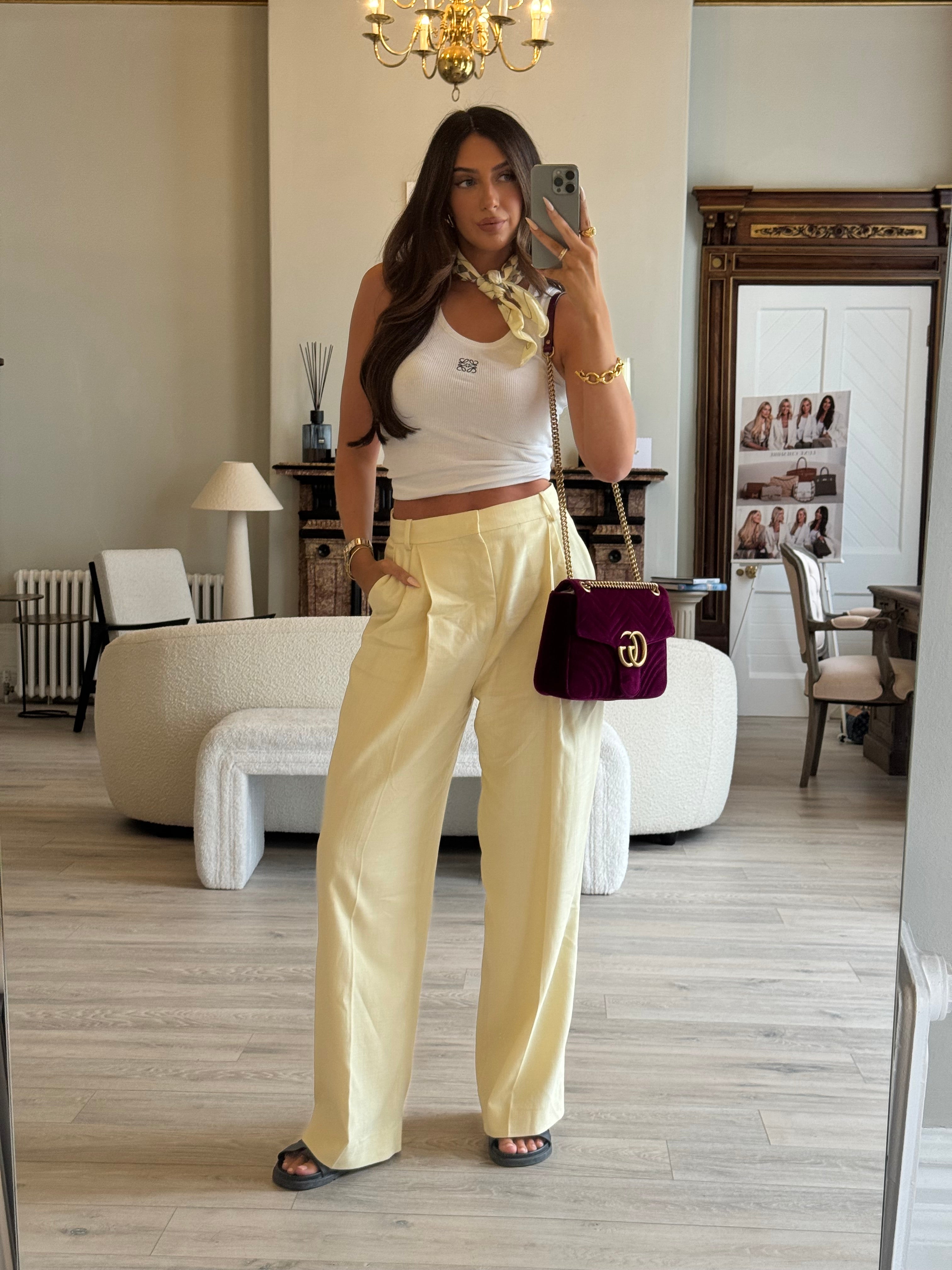 Gucci GG Medium Marmont Shoulder Bag