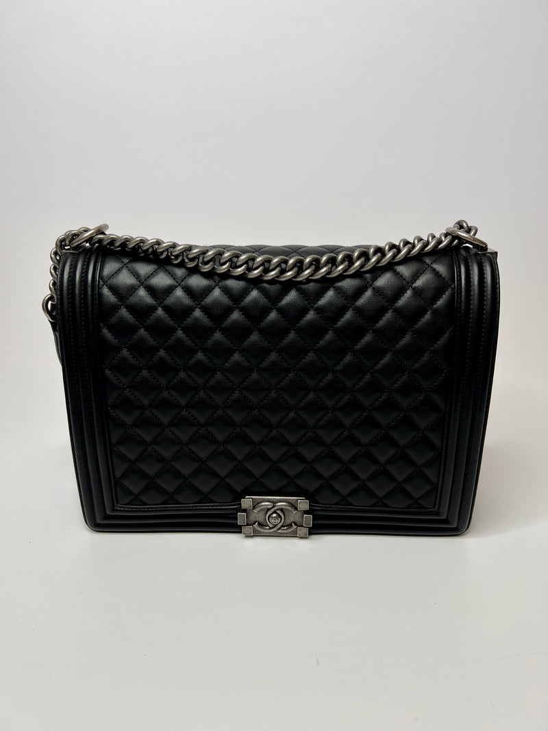 Chanel Boy Bag Large In Black Lambskin Leather