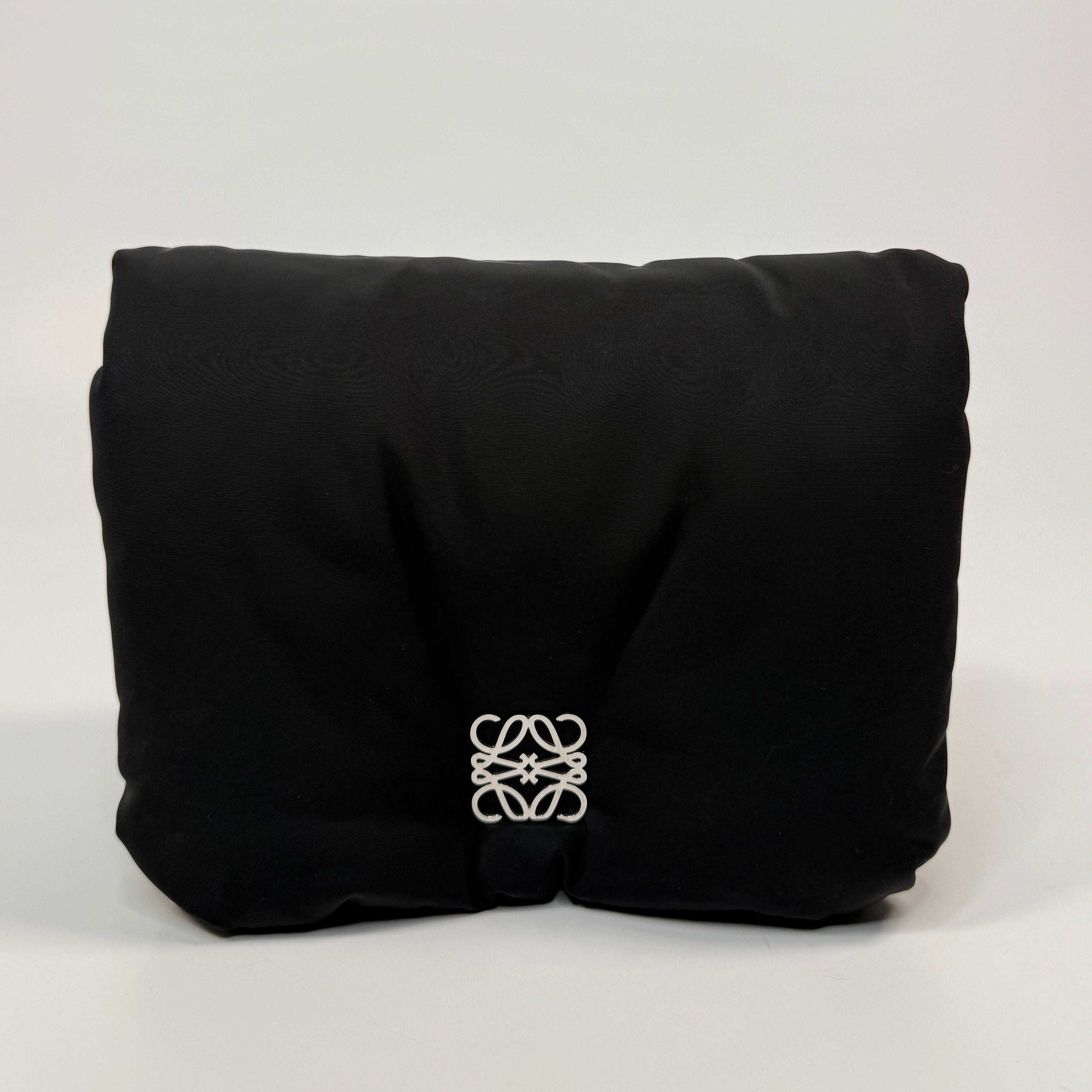 LOEWE Puffer Goya Padded Bag