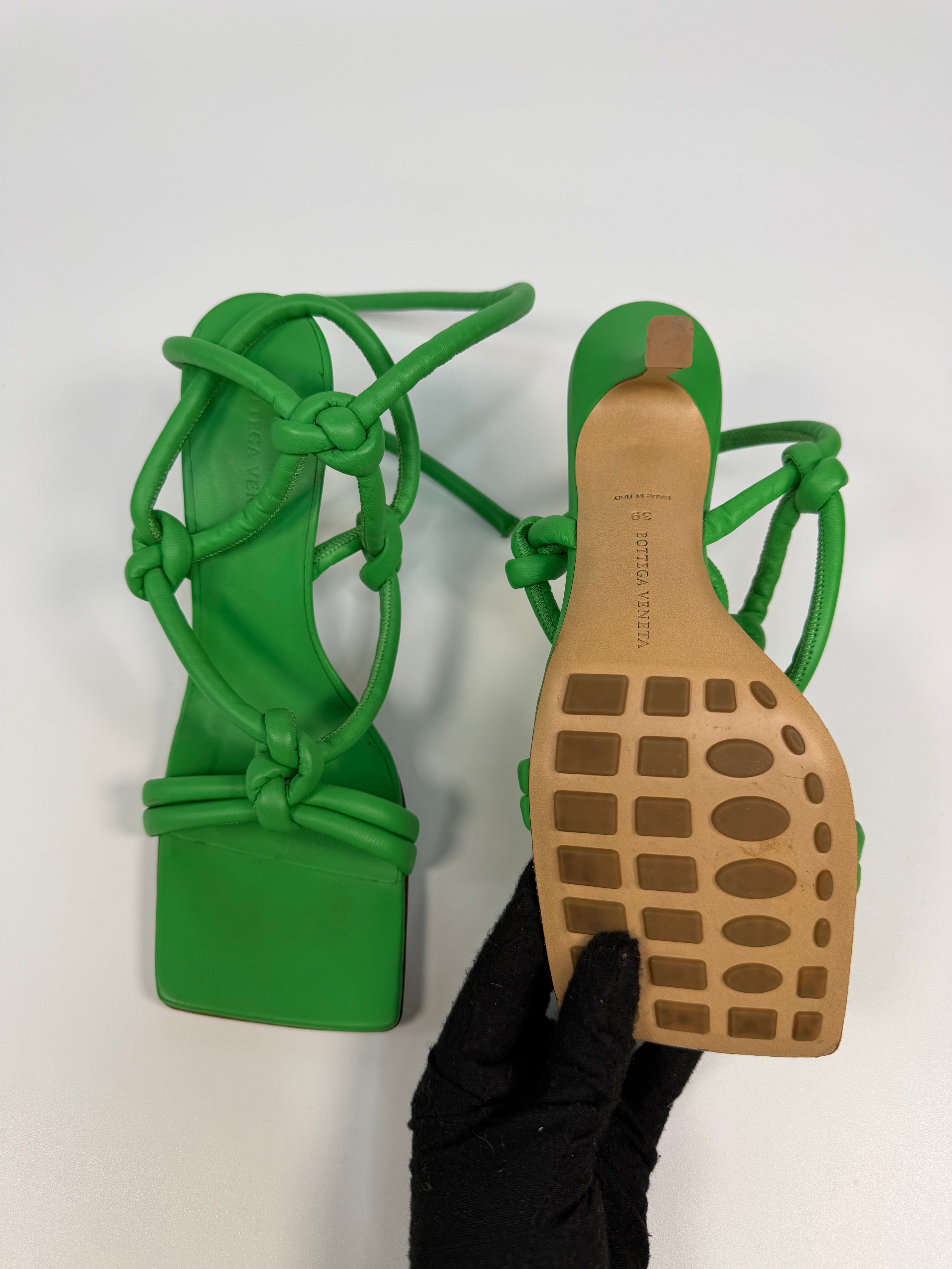 Bottega Veneta Stretch Dream Knot Heels In Green (Size 40/UK7). Authentic and preloved in excellent condition.