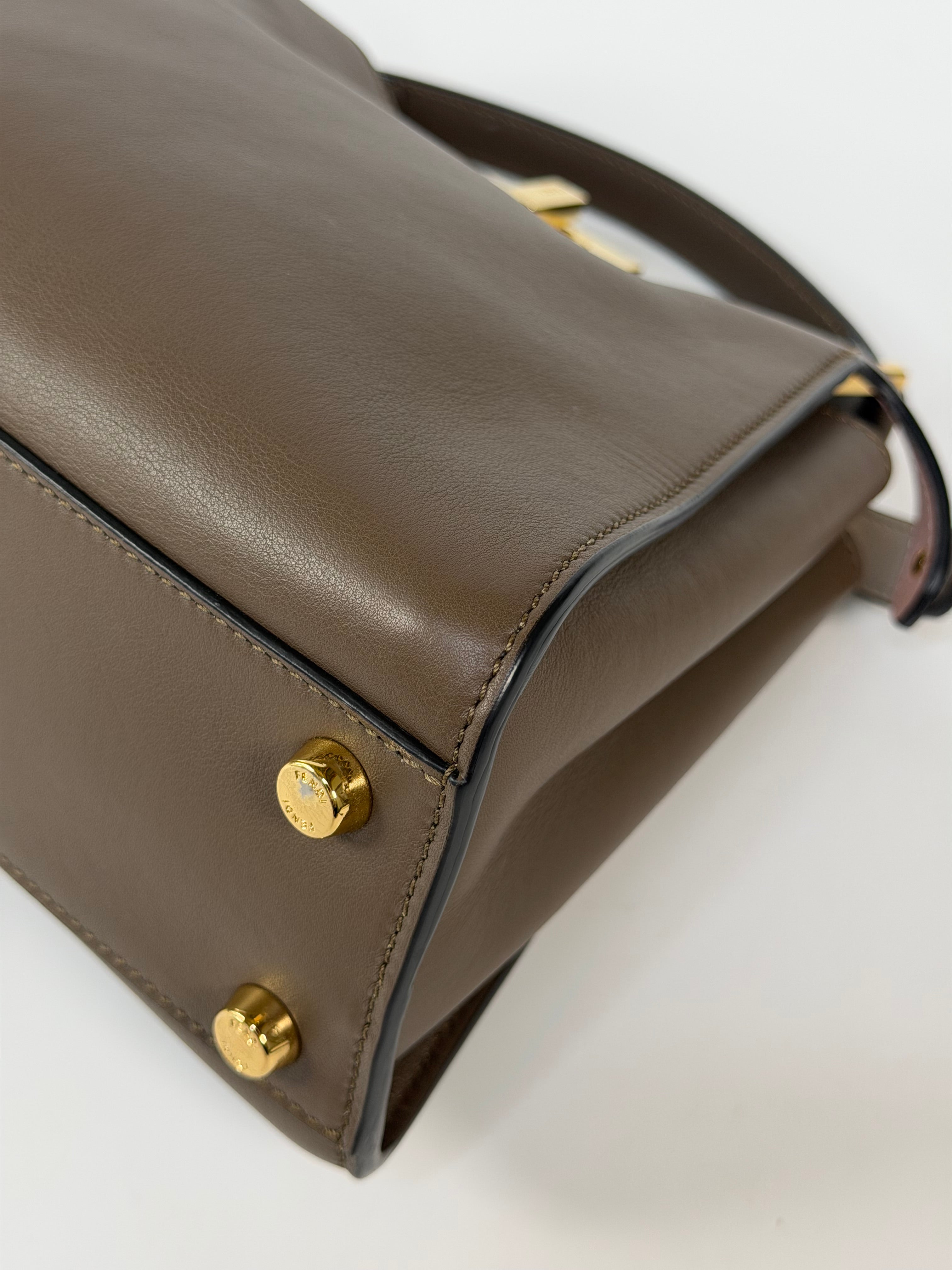 Fendi Small Peekaboo ISeeU Bag In Brown Calfskin Gold Hardware. 100% authentic and preloved in excellent condition.