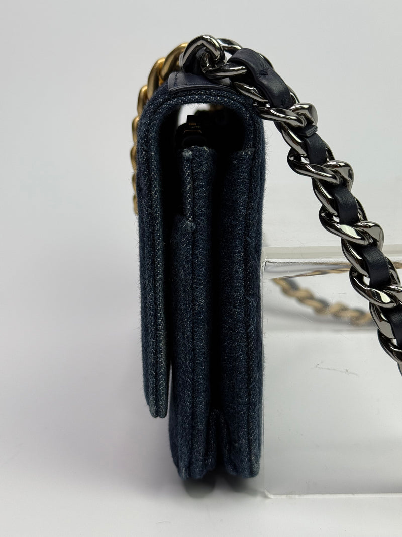 Chanel Denim Quilted 19 Wallet On Chain